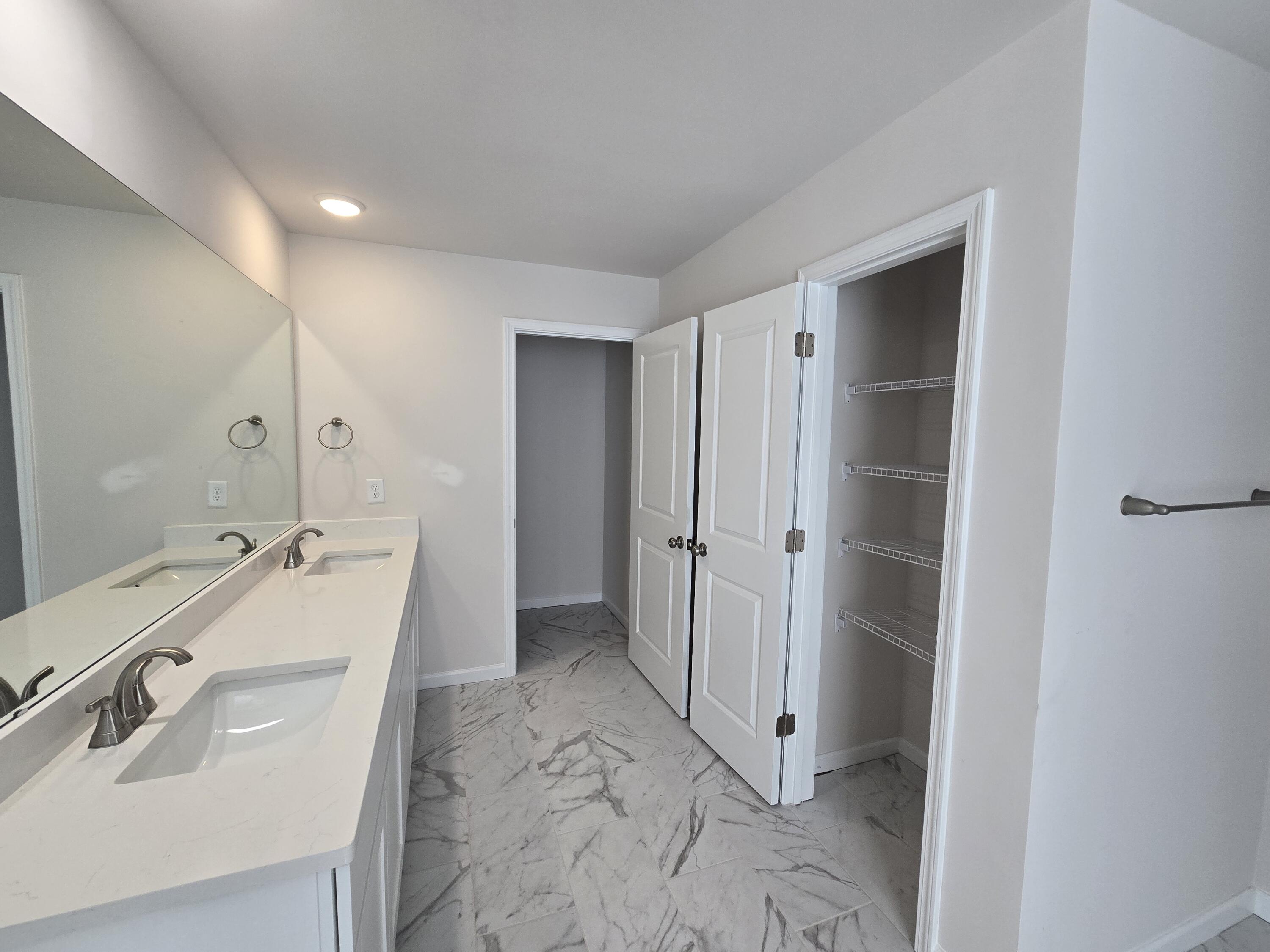 5193 Tullamore Drive Property Photo 15