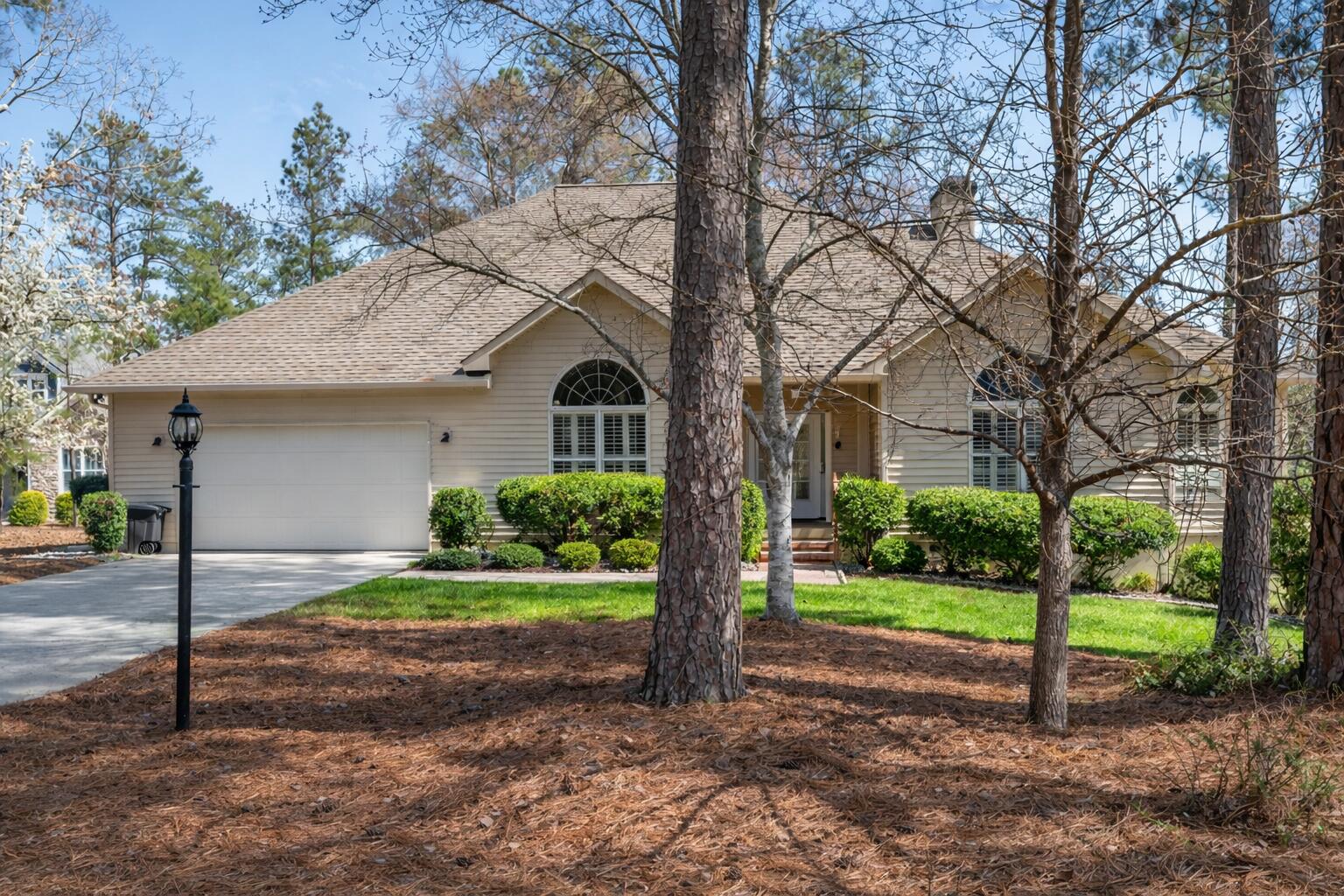182 Savannah Drive Property Photo 1