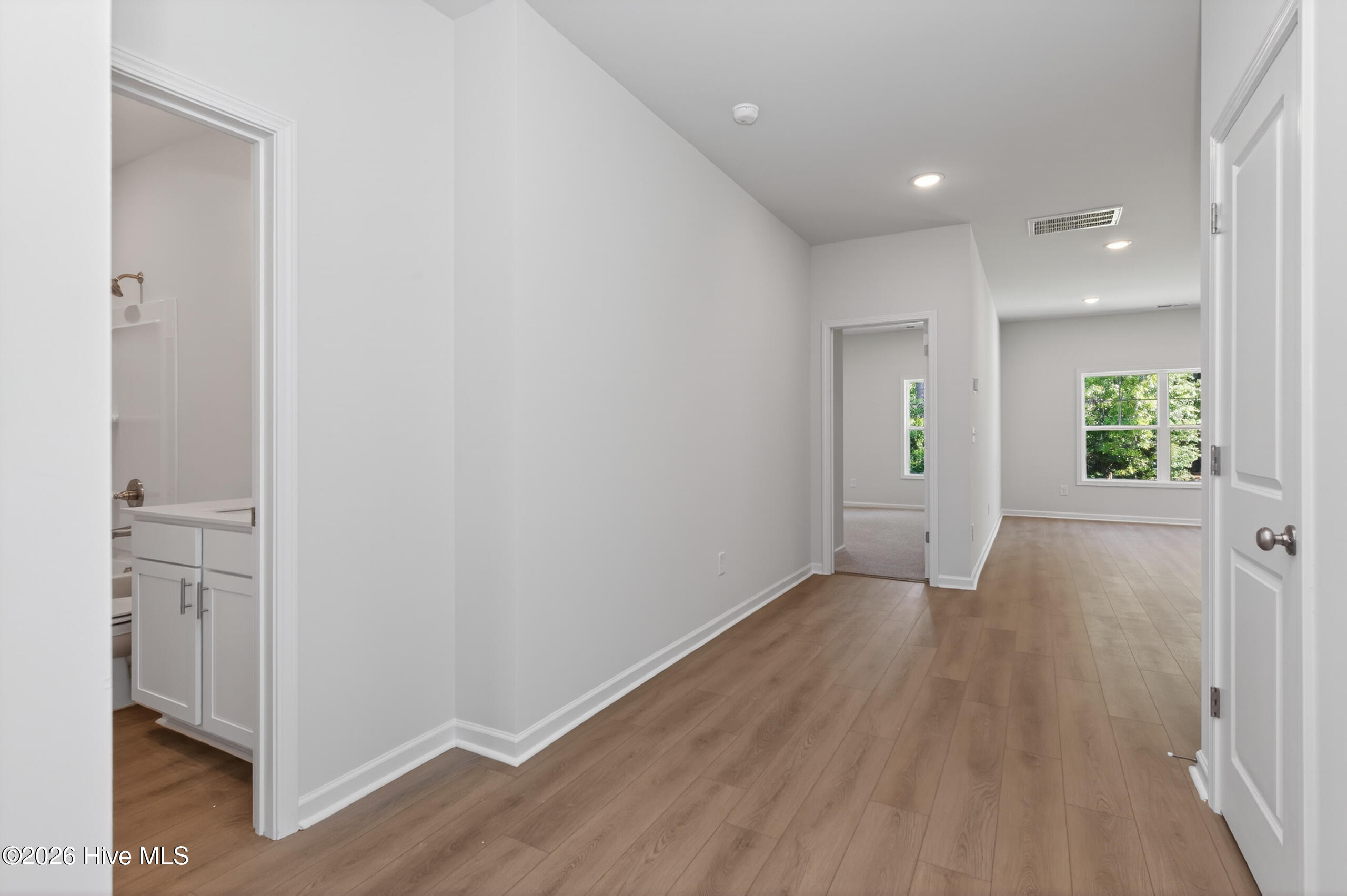 3652 Nw Tanbark Oak Lane Property Photo 2