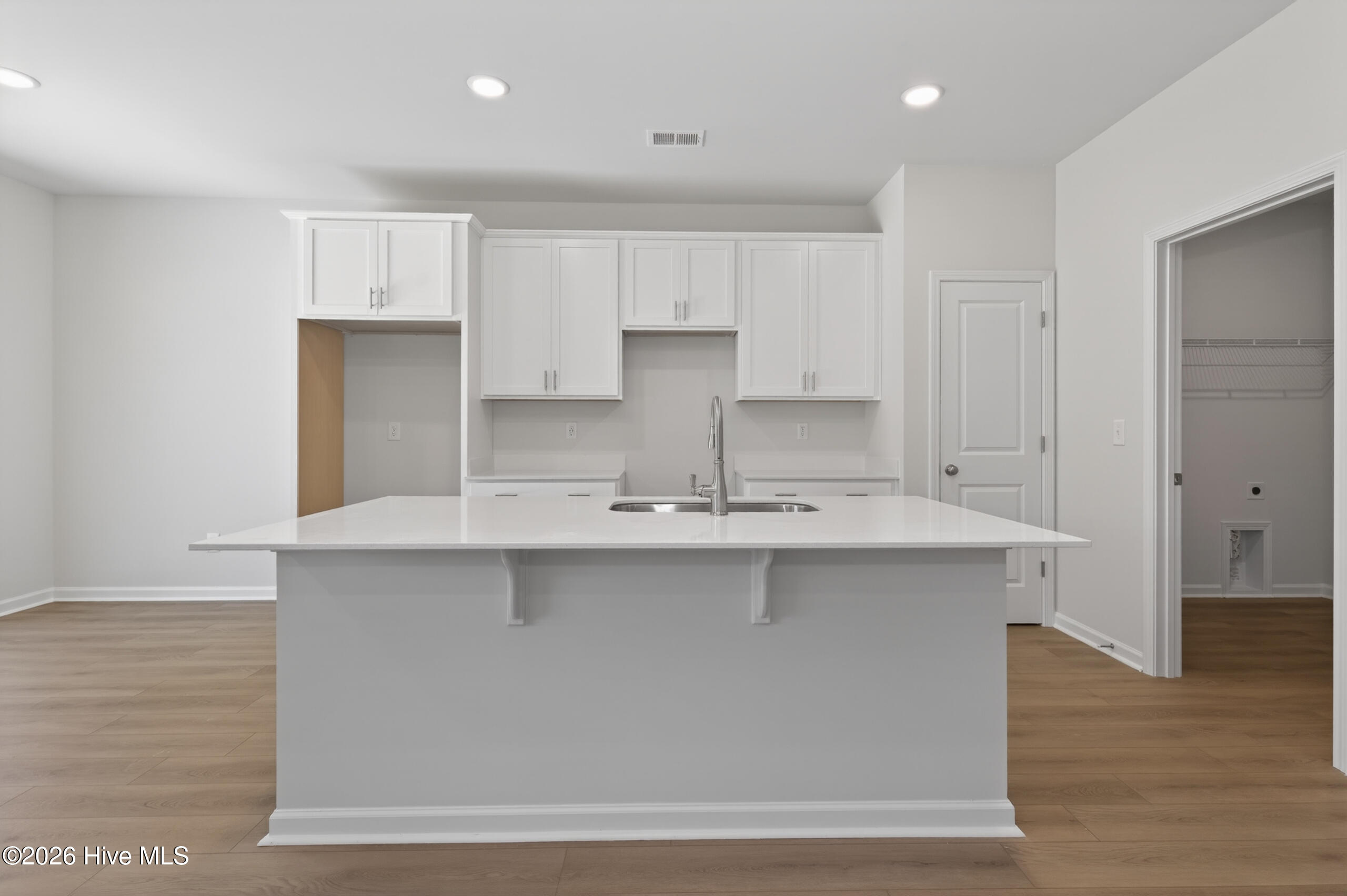 3652 Nw Tanbark Oak Lane Property Photo 5