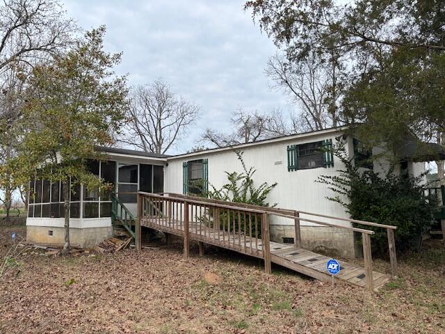 391 Commerce Street Property Photo 2
