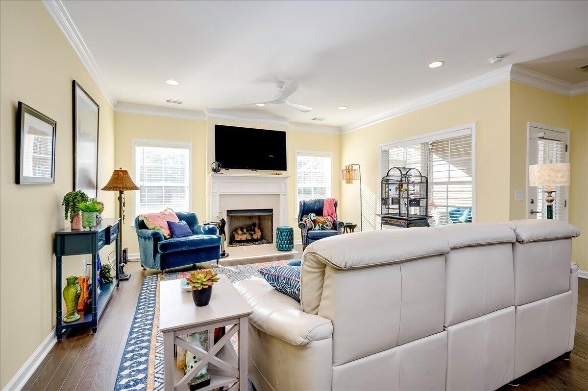 1169 Brookstone Way Property Photo 8
