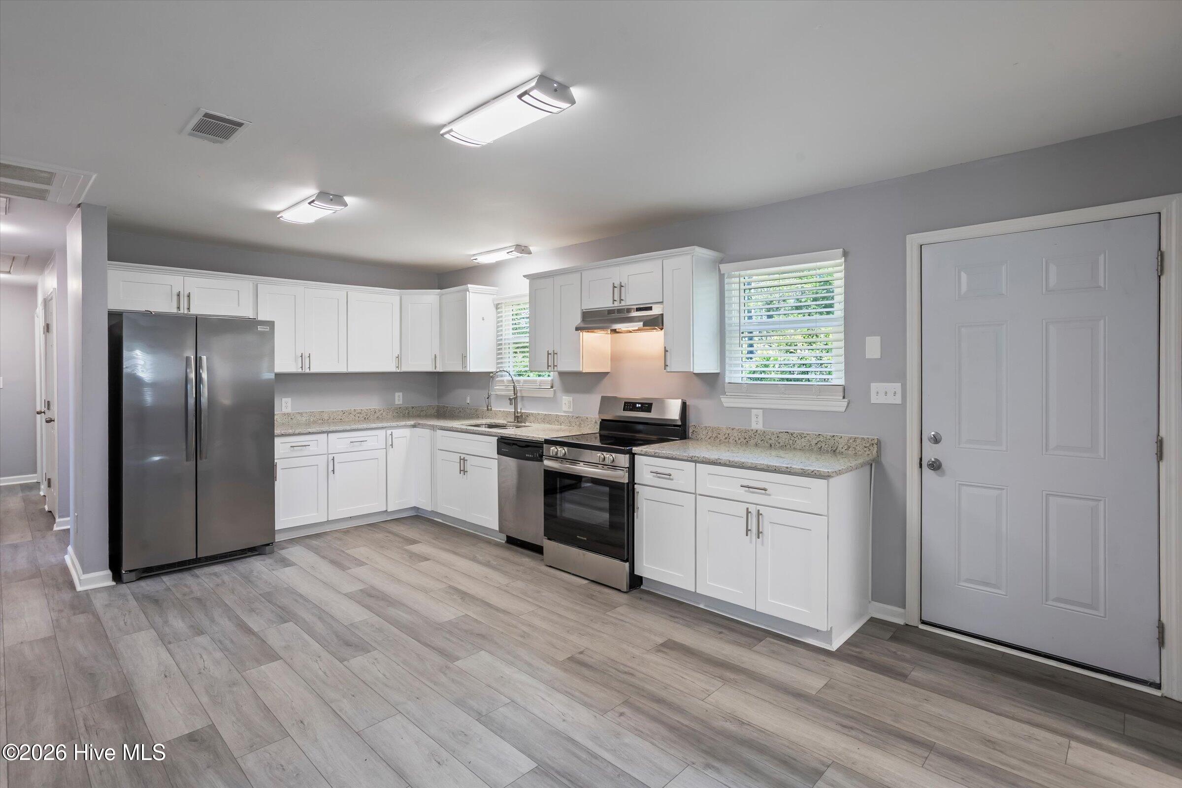 3657 Rome Way Property Photo 7