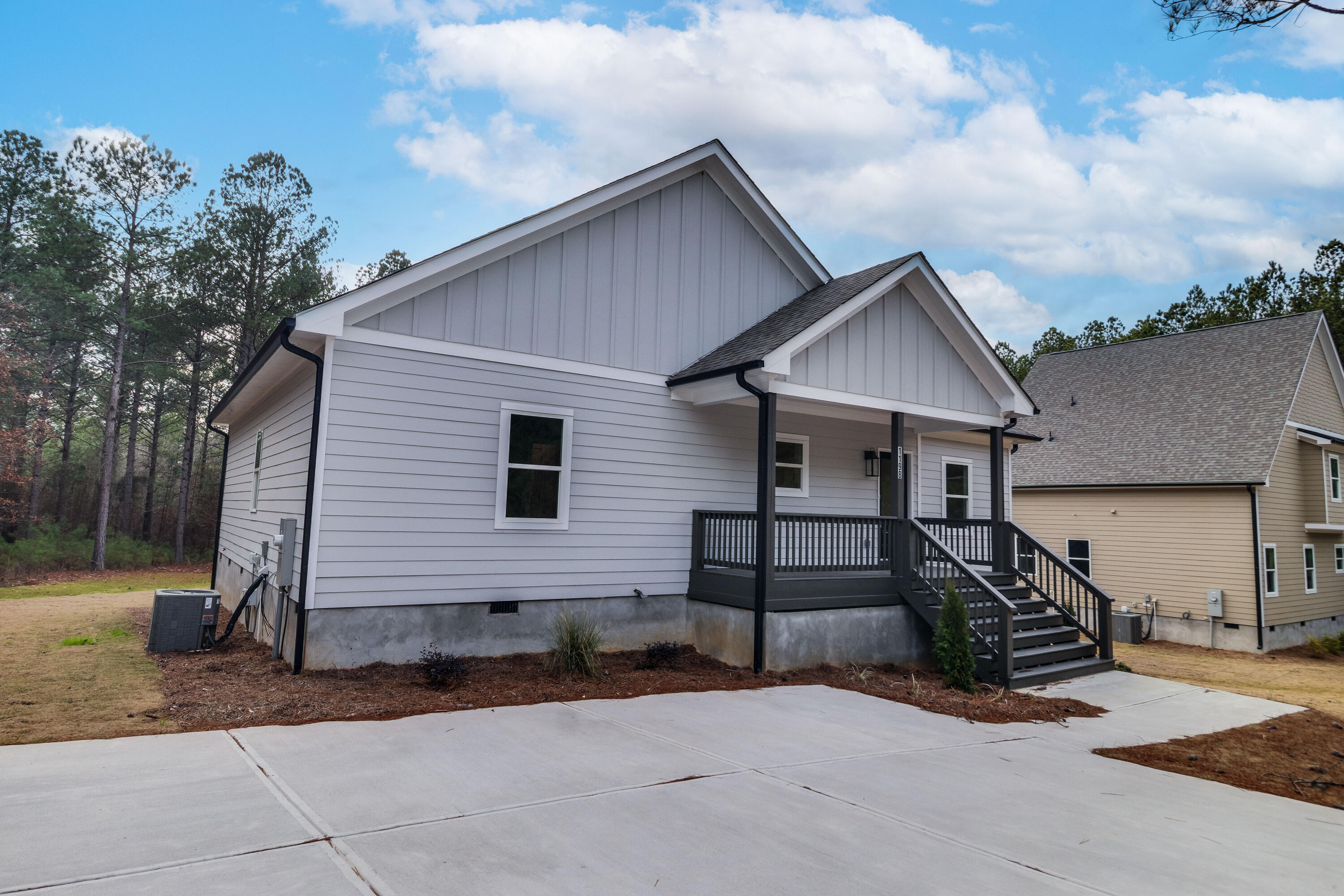 1198 Sunset Cove Property Photo 6