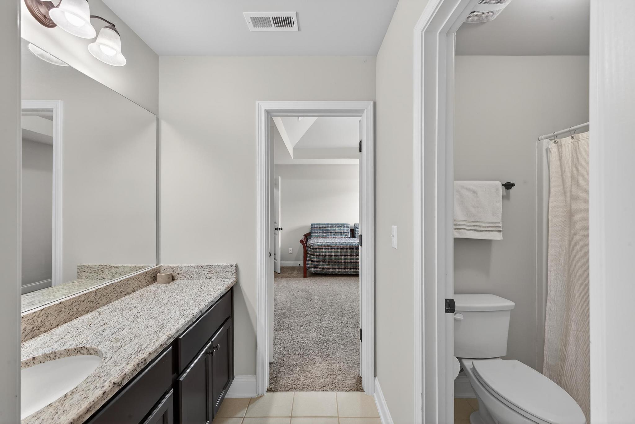 464 Equinox Loop Property Photo 23
