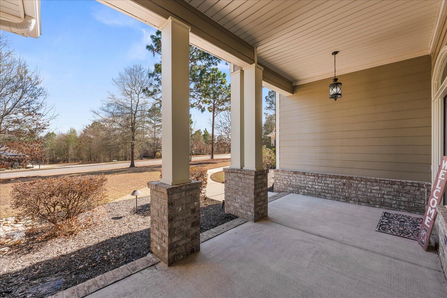 630 Bellingham Drive Property Photo 4