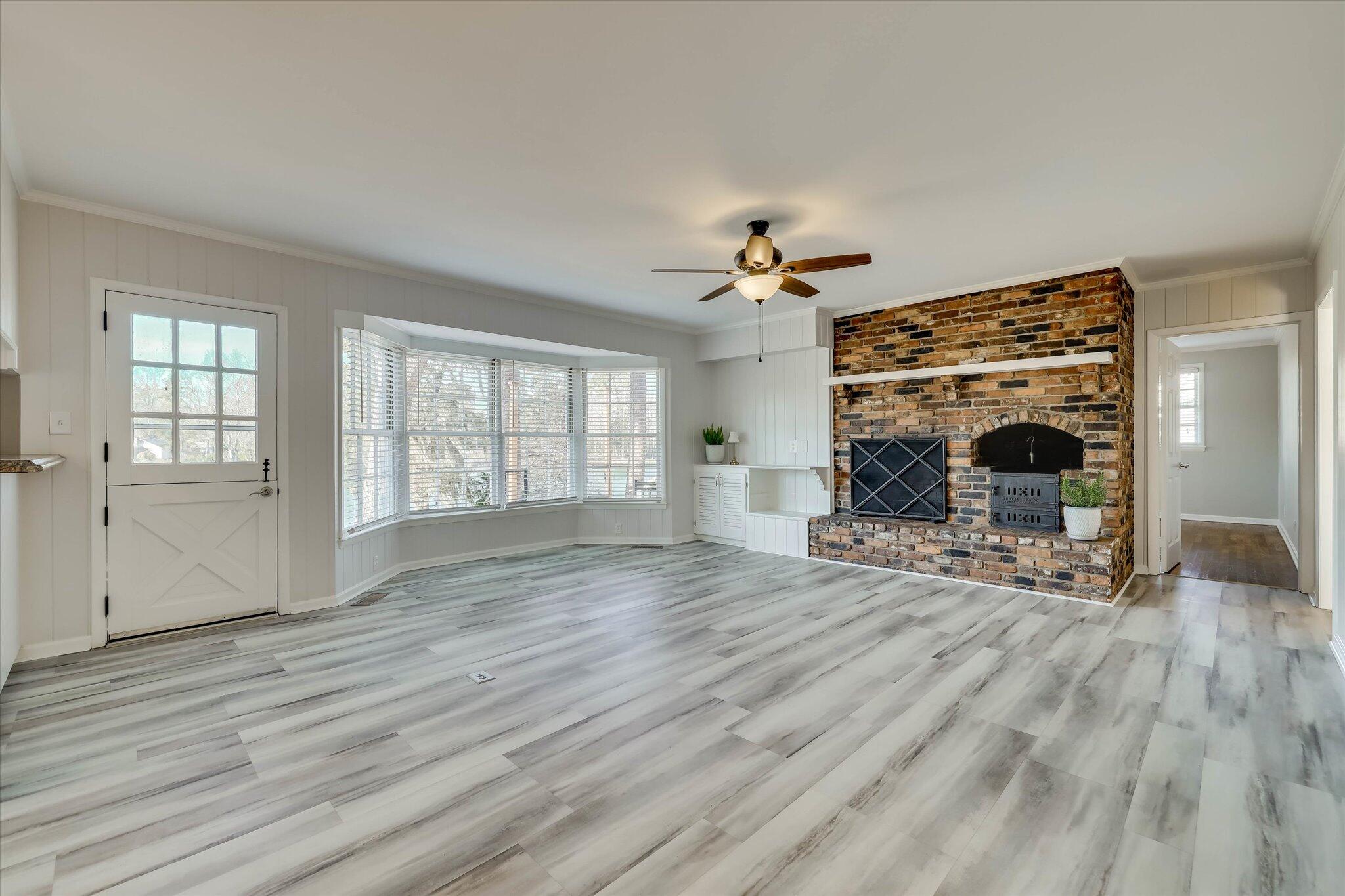 134 Lake Bluff Drive Property Photo 13