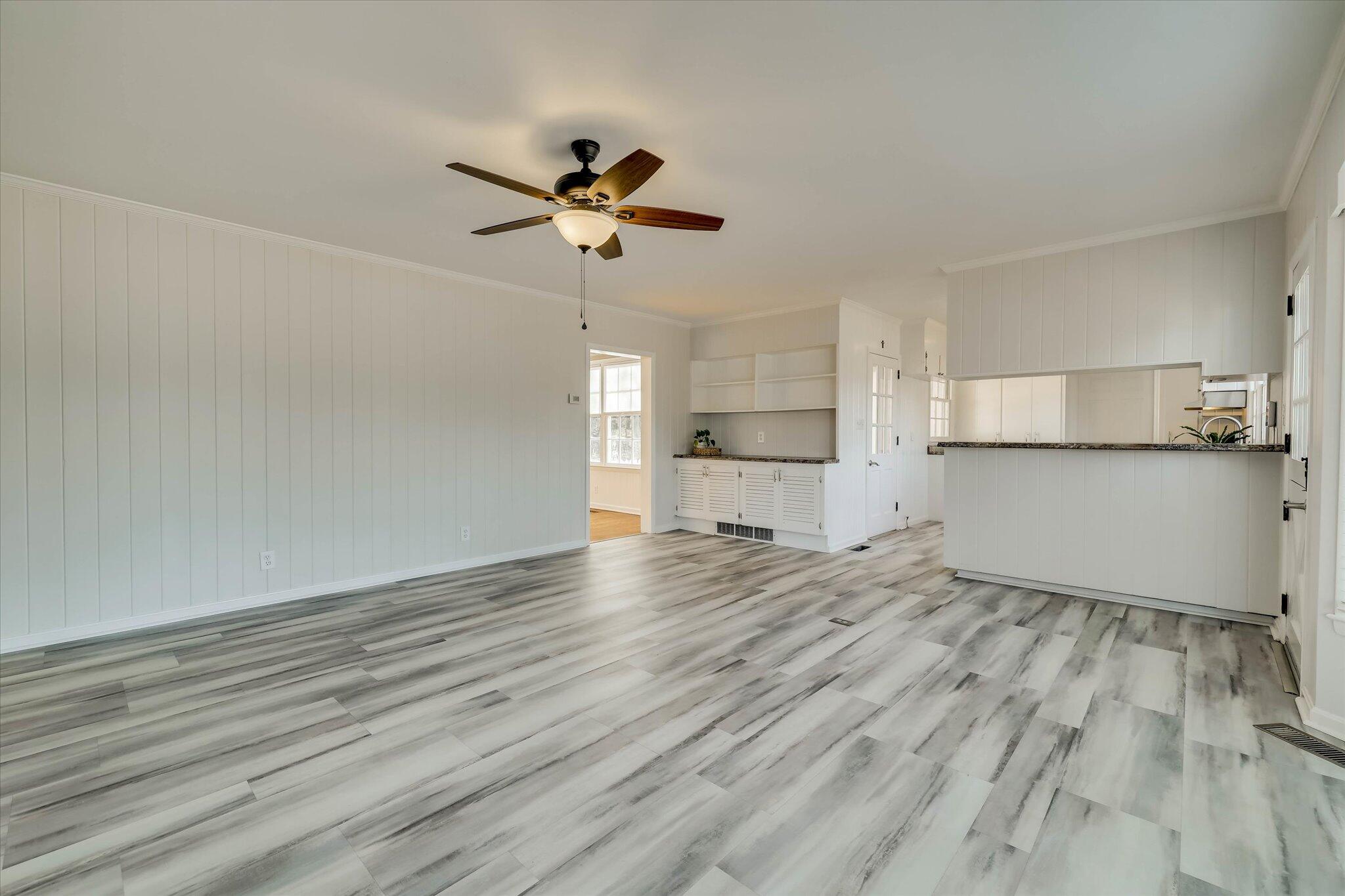 134 Lake Bluff Drive Property Photo 16