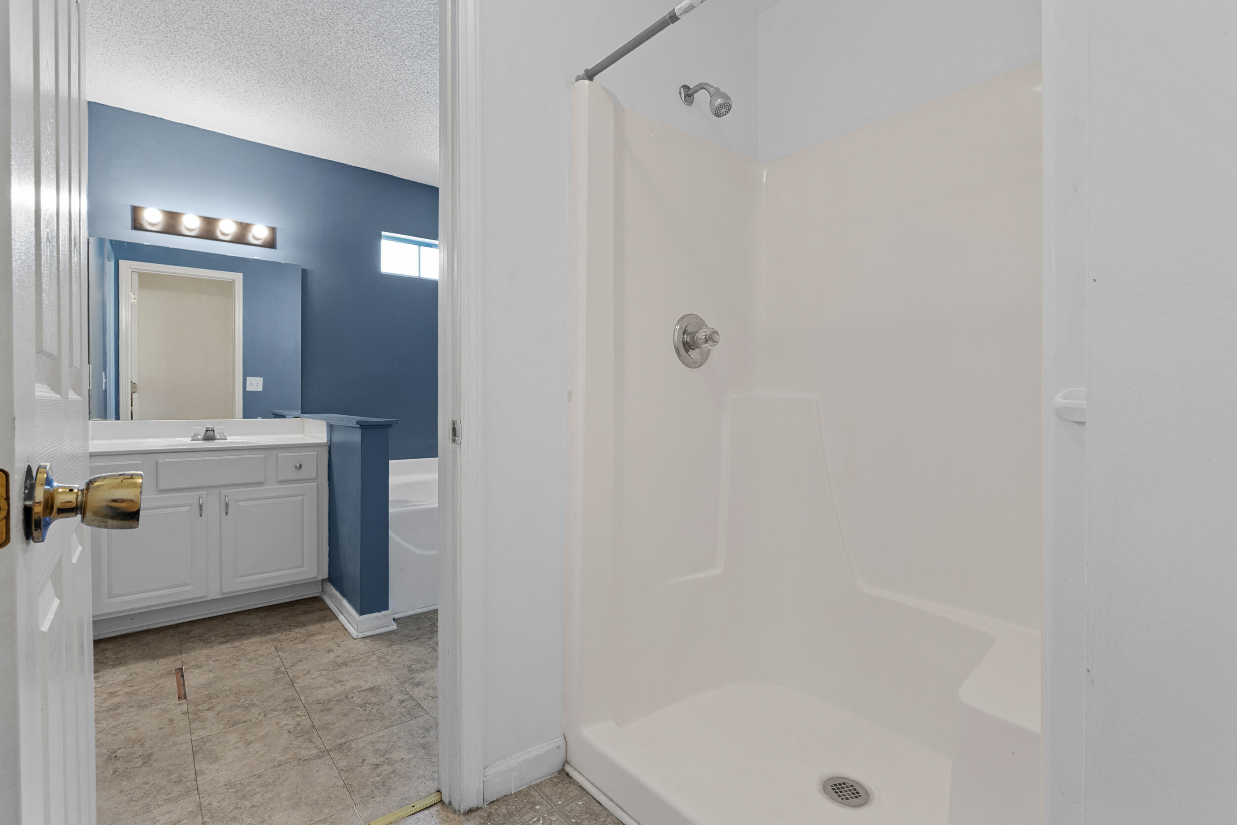 245 Fox Grove Circle Property Photo 21