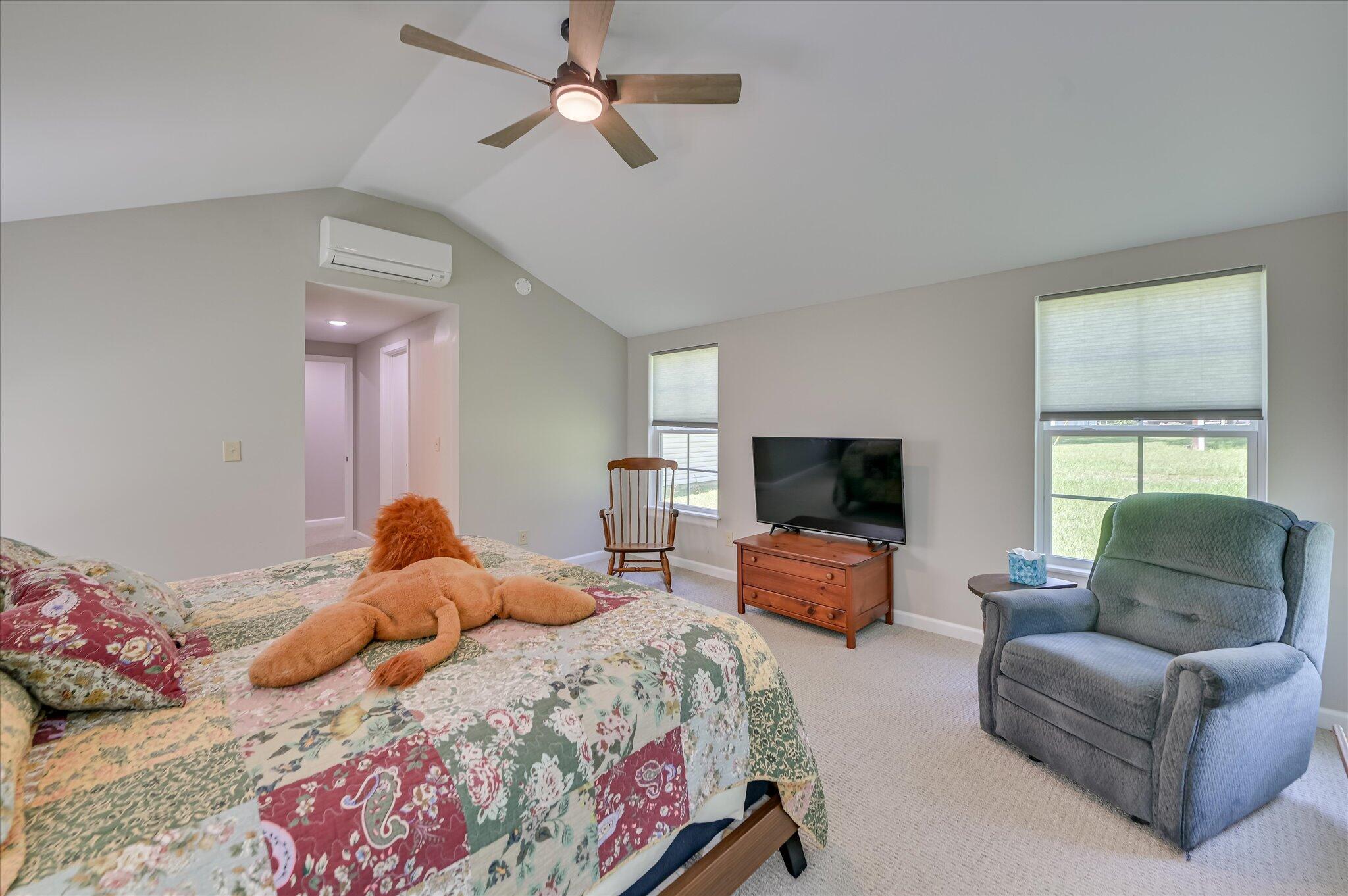 1129 Lakeside Drive Property Photo 21