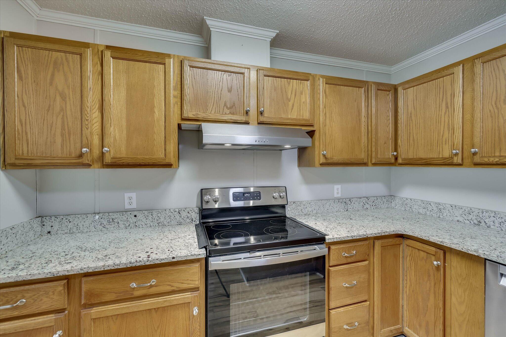 111 Sheldon Drive Property Photo 12