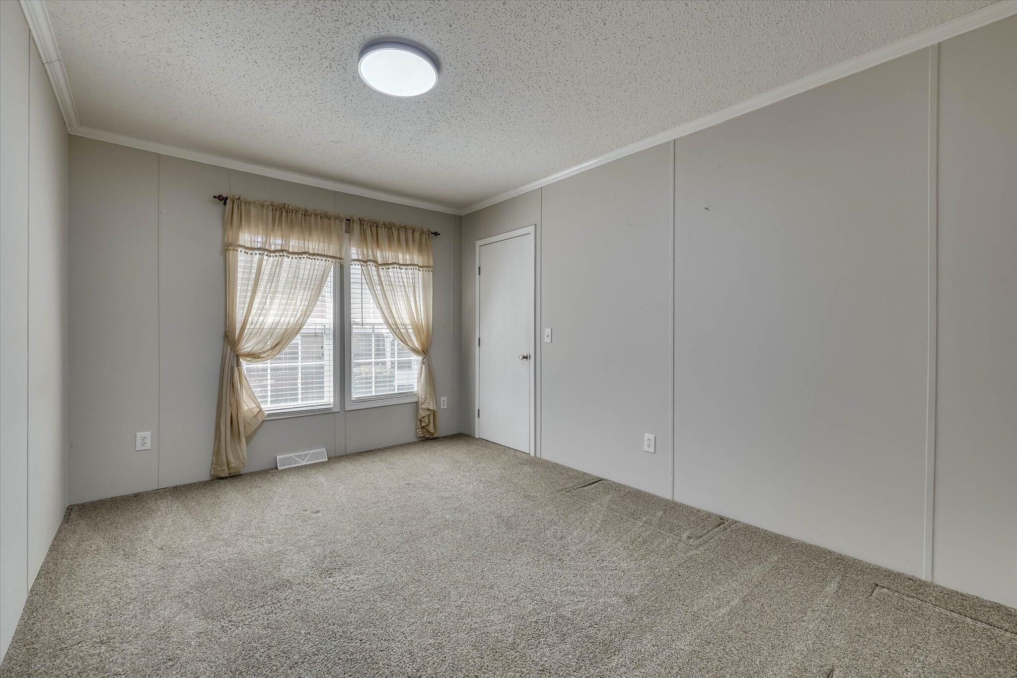 111 Sheldon Drive Property Photo 26