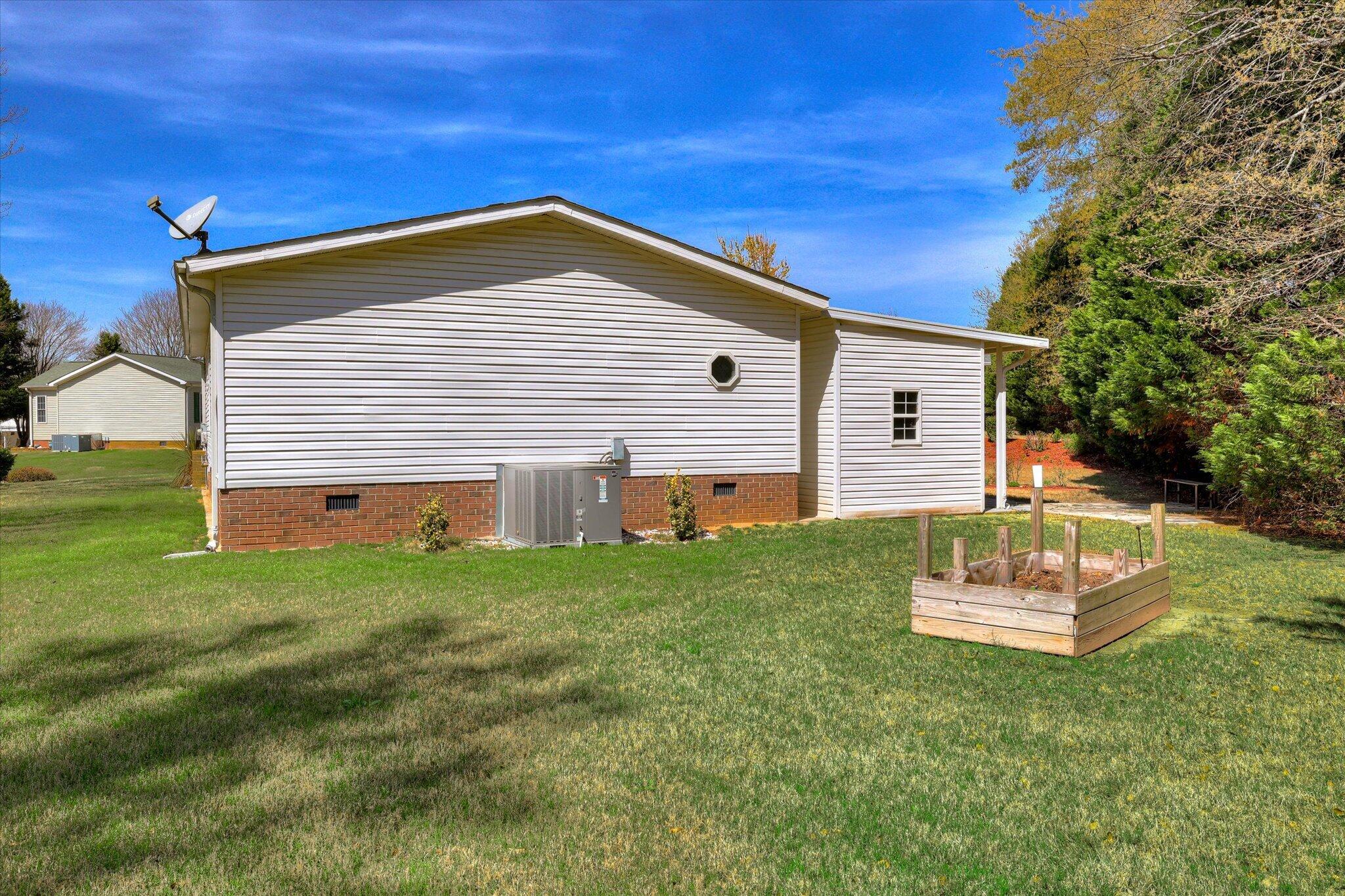 111 Sheldon Drive Property Photo 36