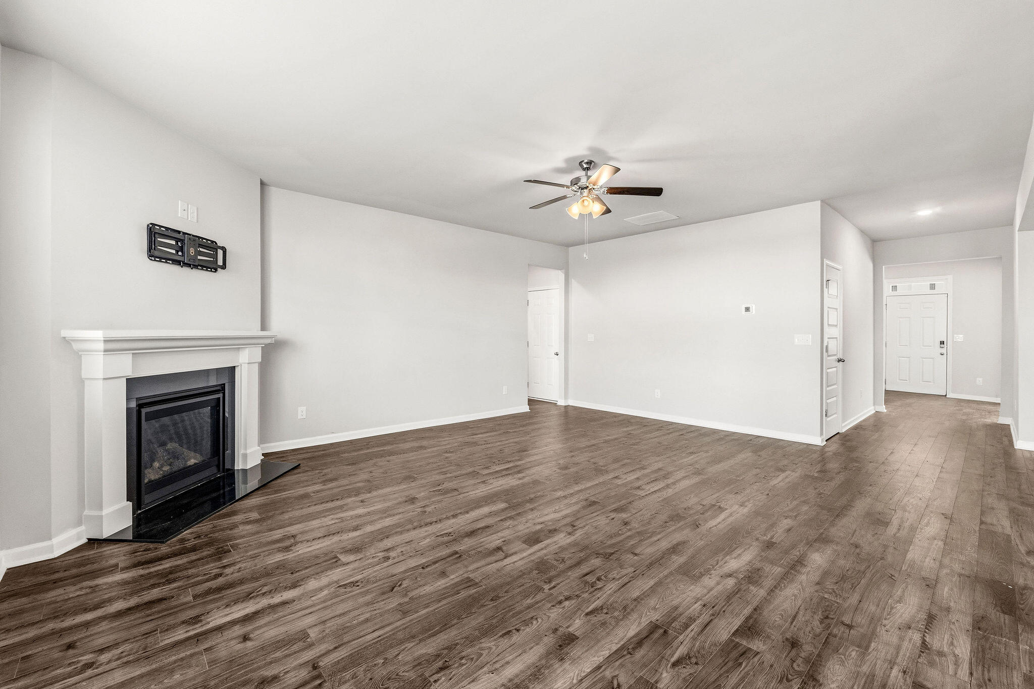 228 Journey Run Property Photo 12