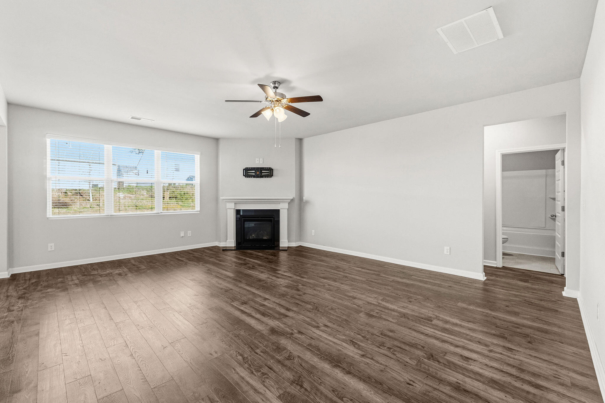 228 Journey Run Property Photo 13