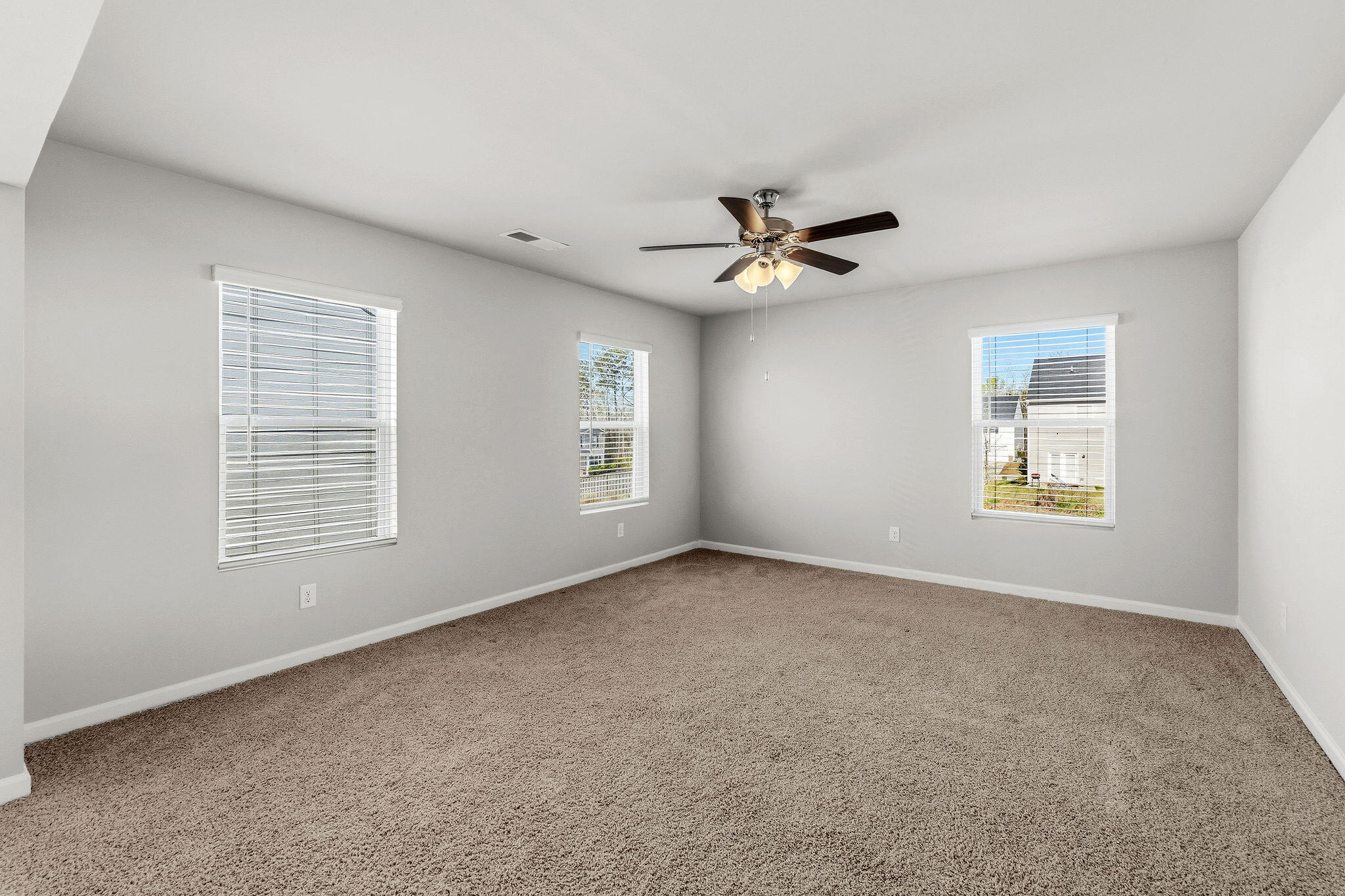 228 Journey Run Property Photo 25