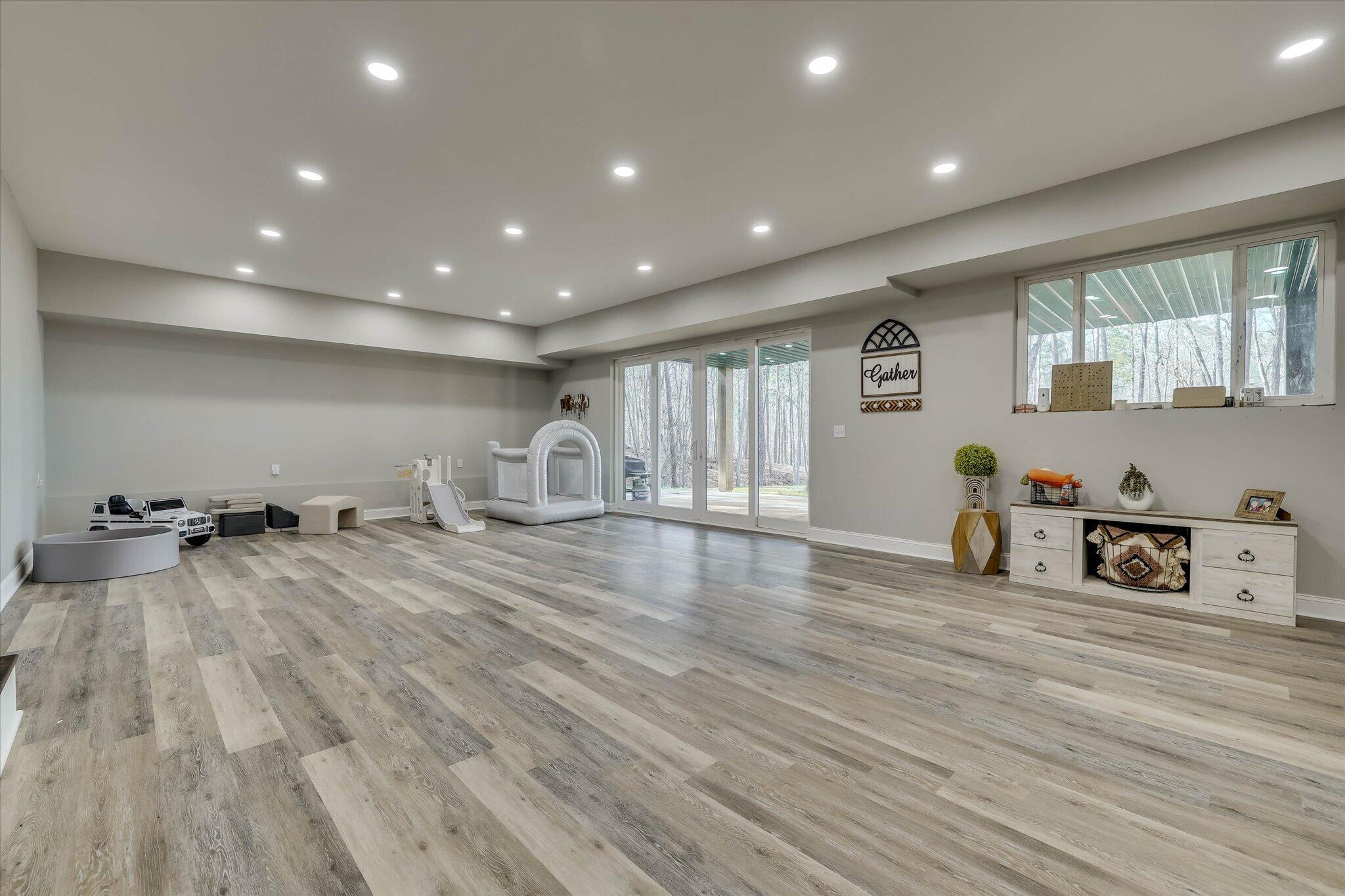 1127 Savannah Ridge Road Property Photo 4