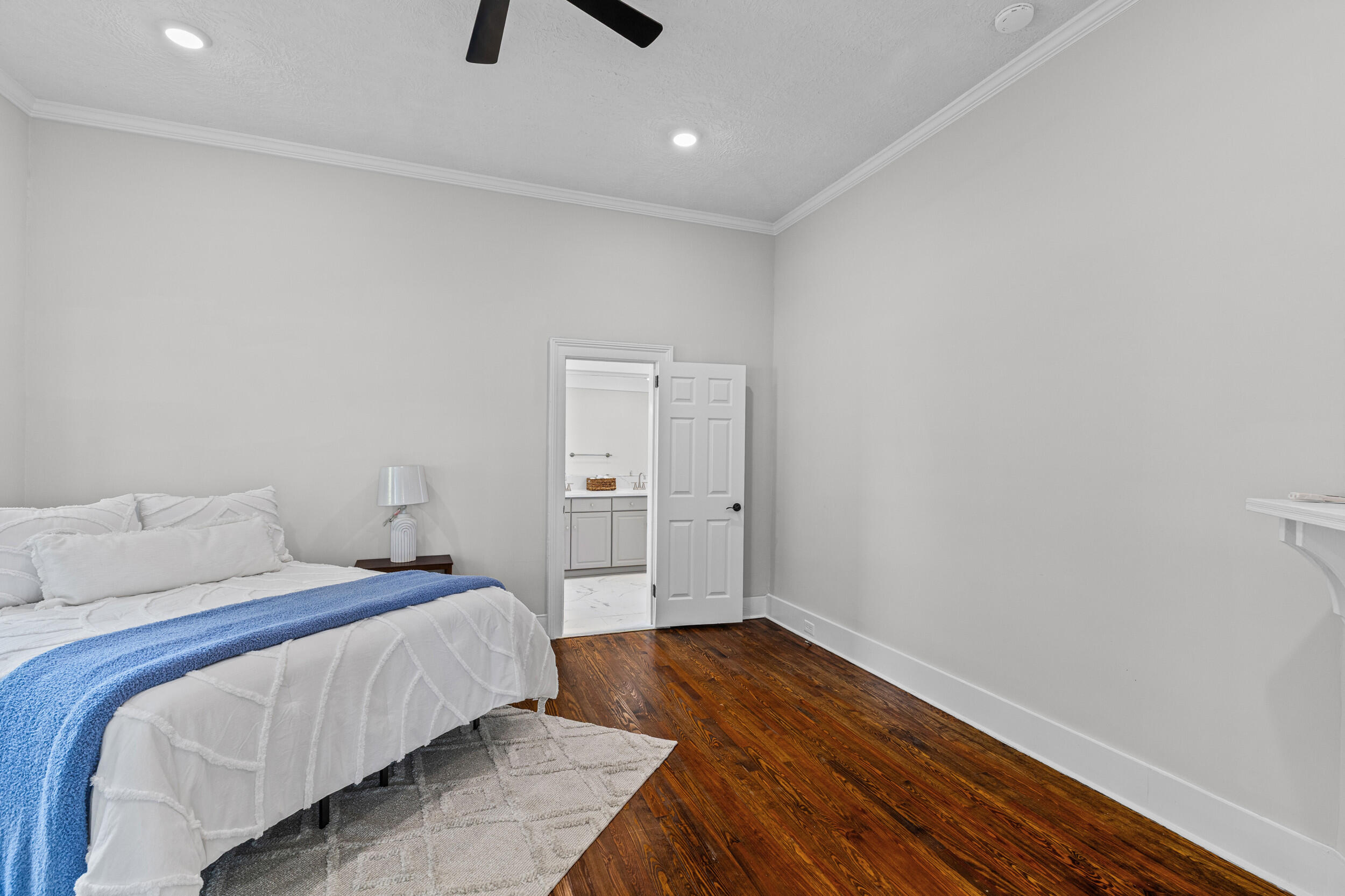 1232 Hickman Road Property Photo 13