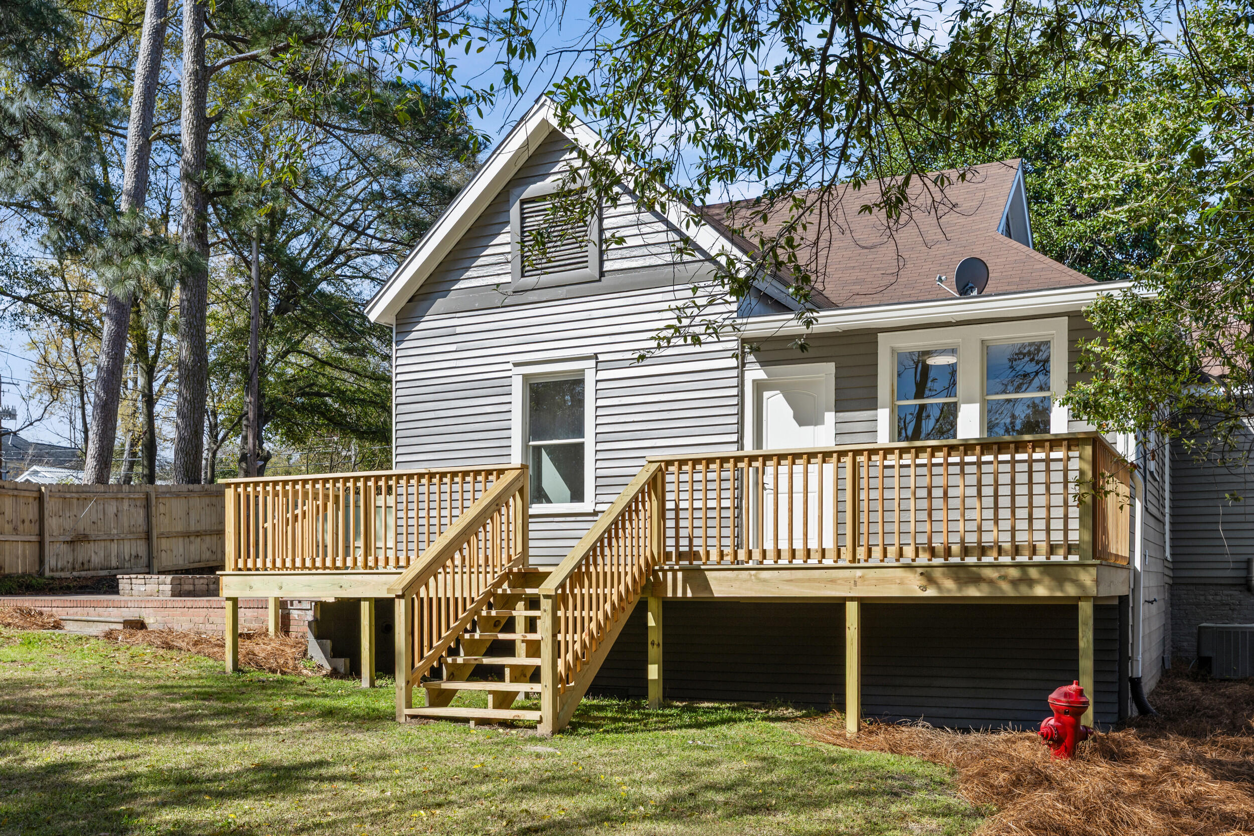 1232 Hickman Road Property Photo 22