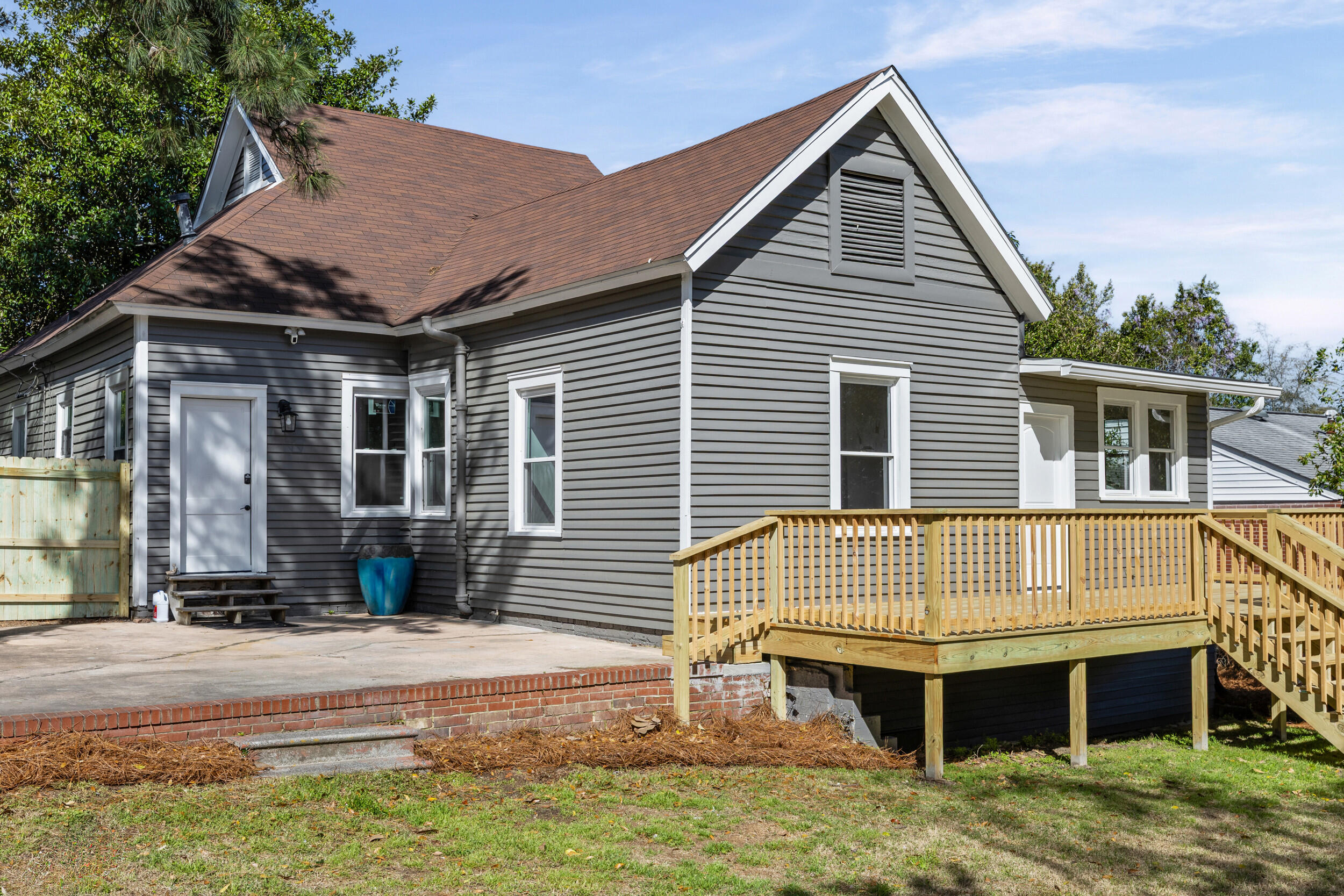 1232 Hickman Road Property Photo 23