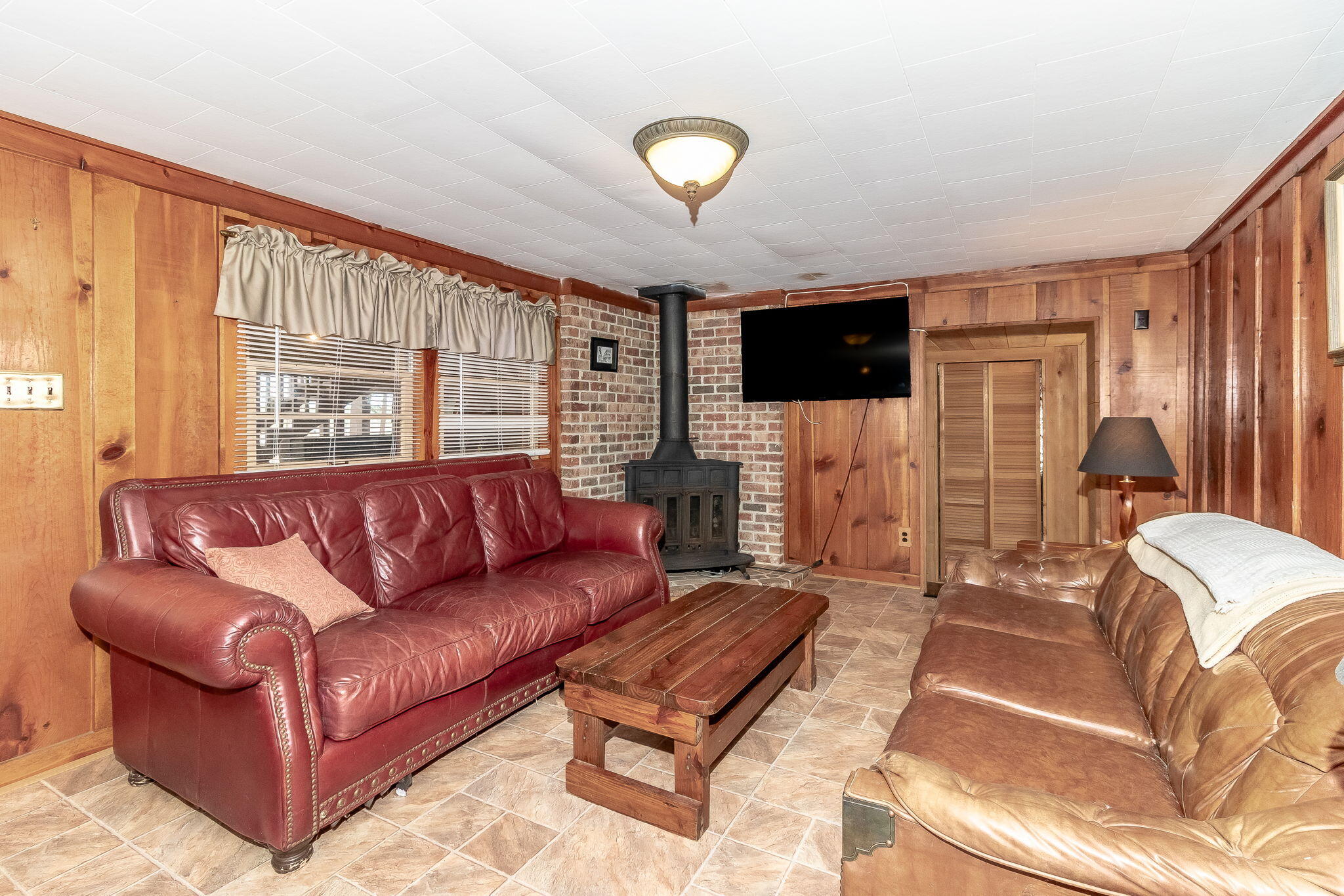 1098 Broad River Scenic Drive Property Photo 5