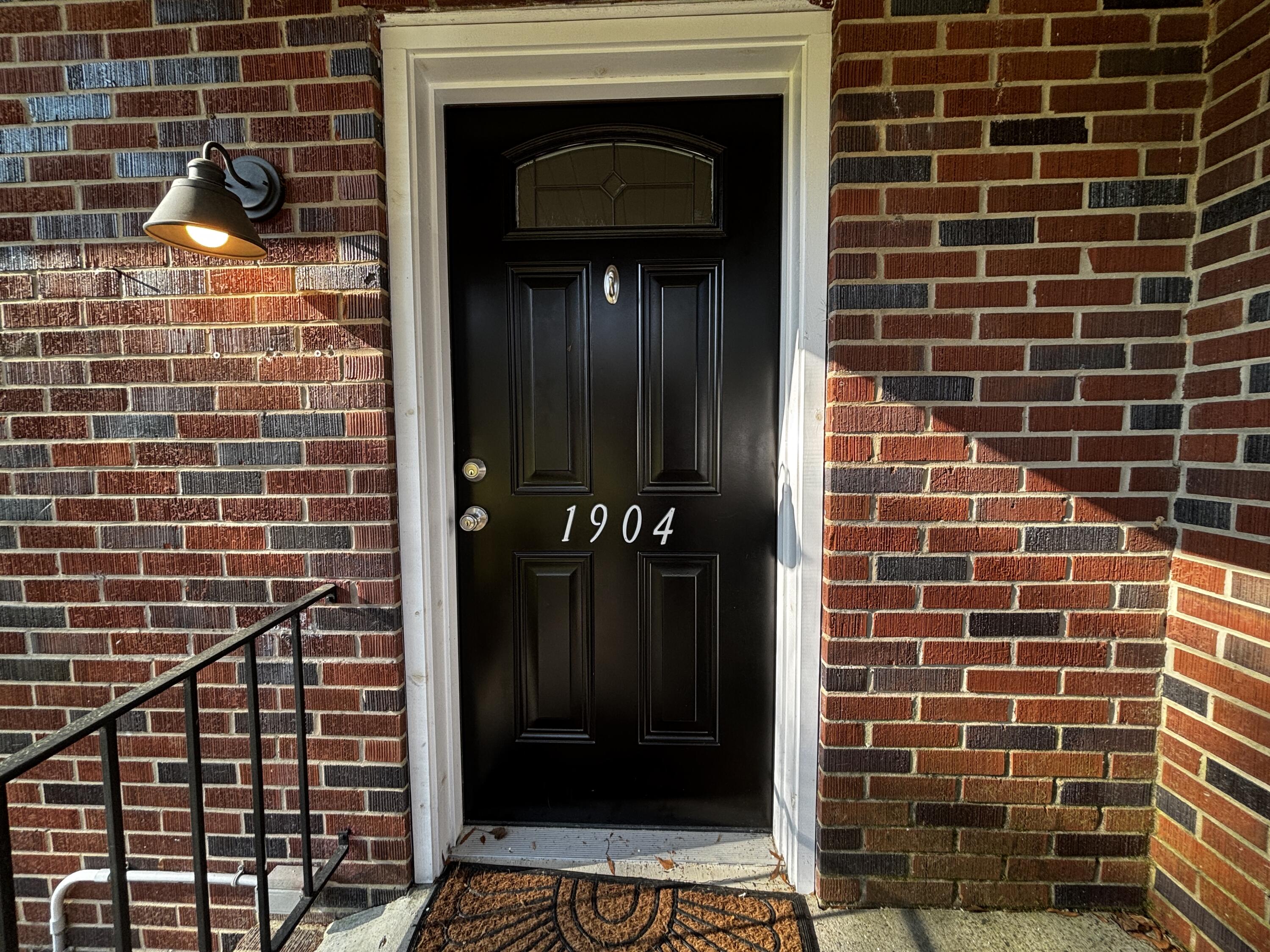1904 Robin Road Property Photo 4