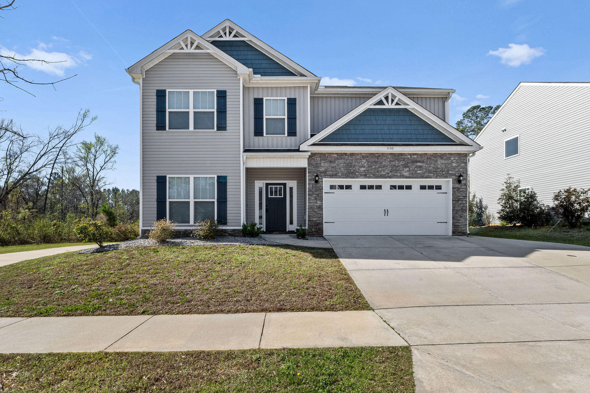 1100 Gregory Landing Drive Property Photo 1