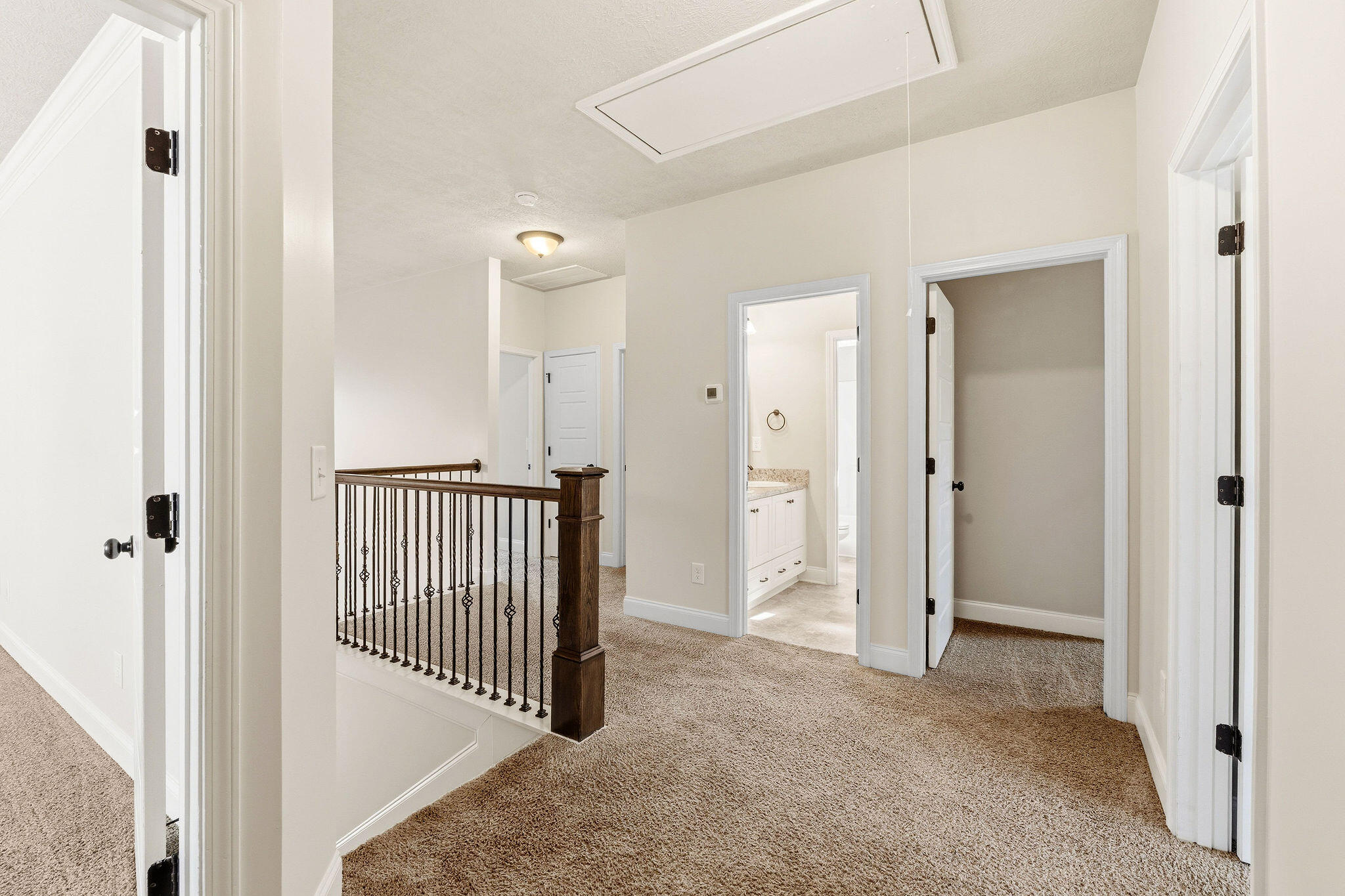 1100 Gregory Landing Drive Property Photo 13