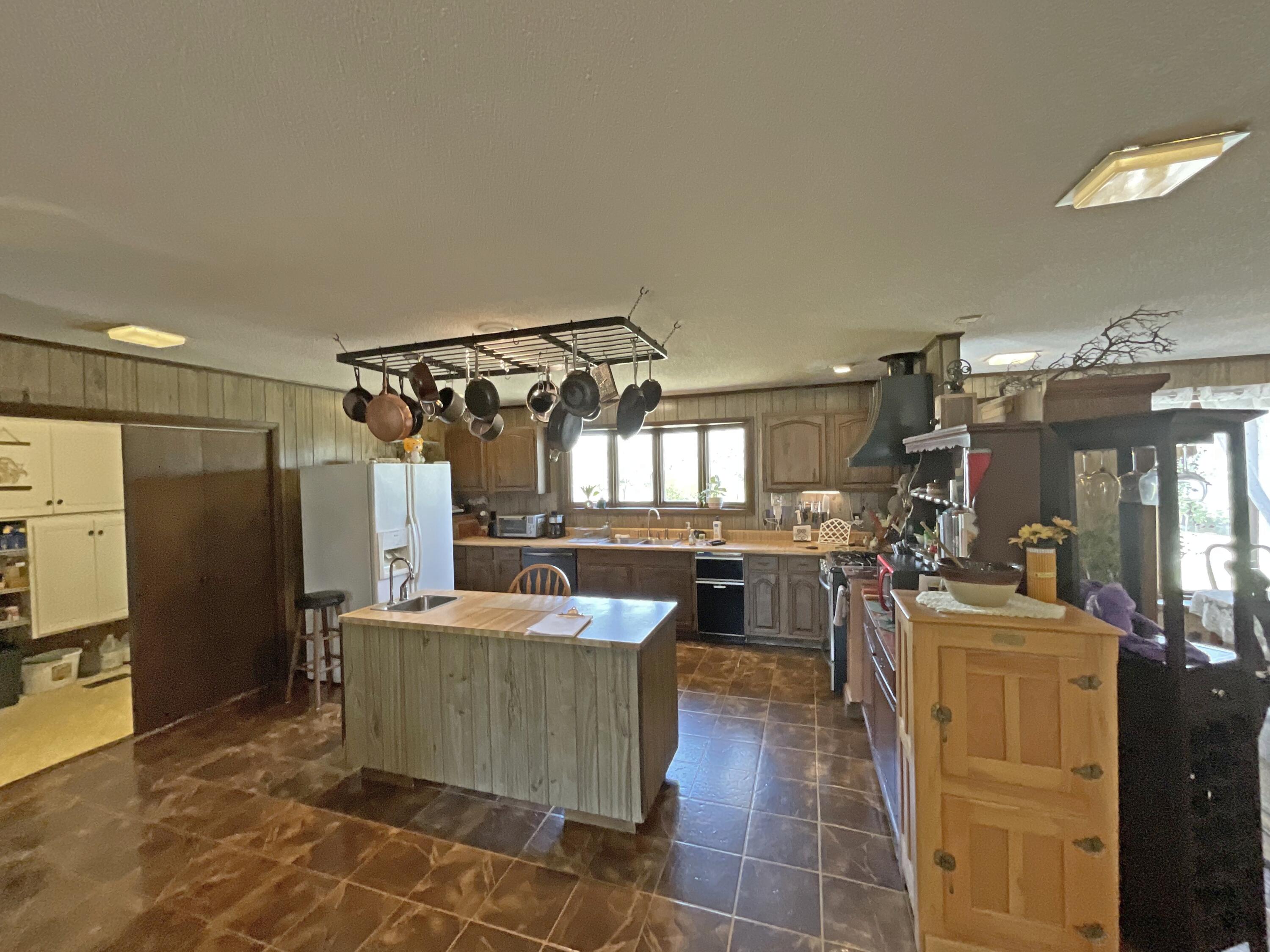 475 Douglas Drive Property Photo 17