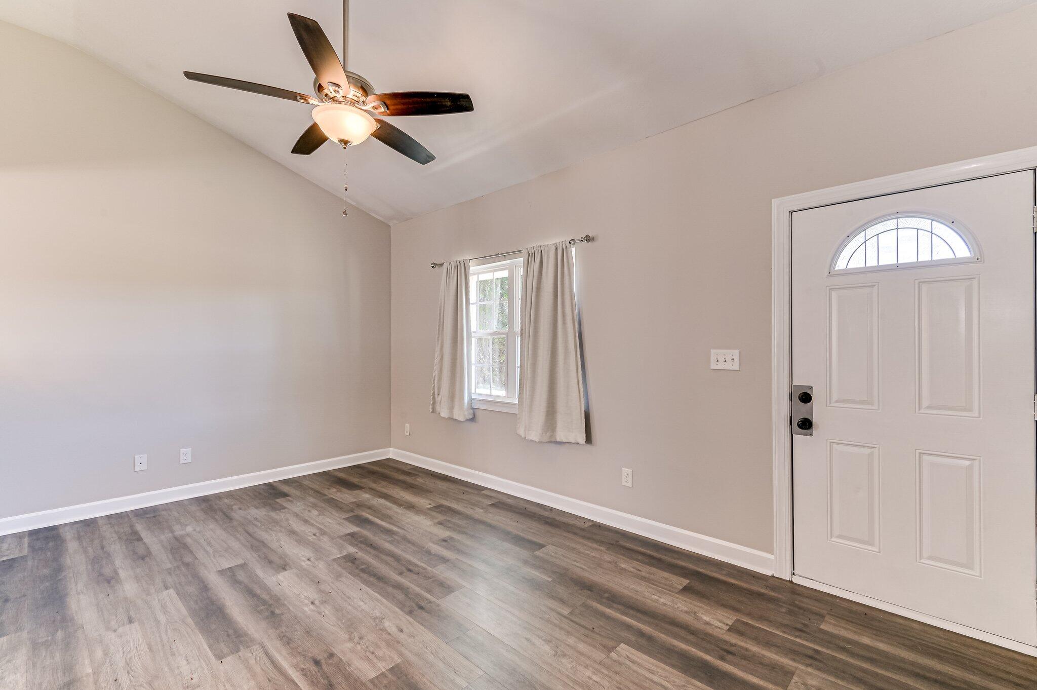 1359 Newmantown Road Property Photo 5
