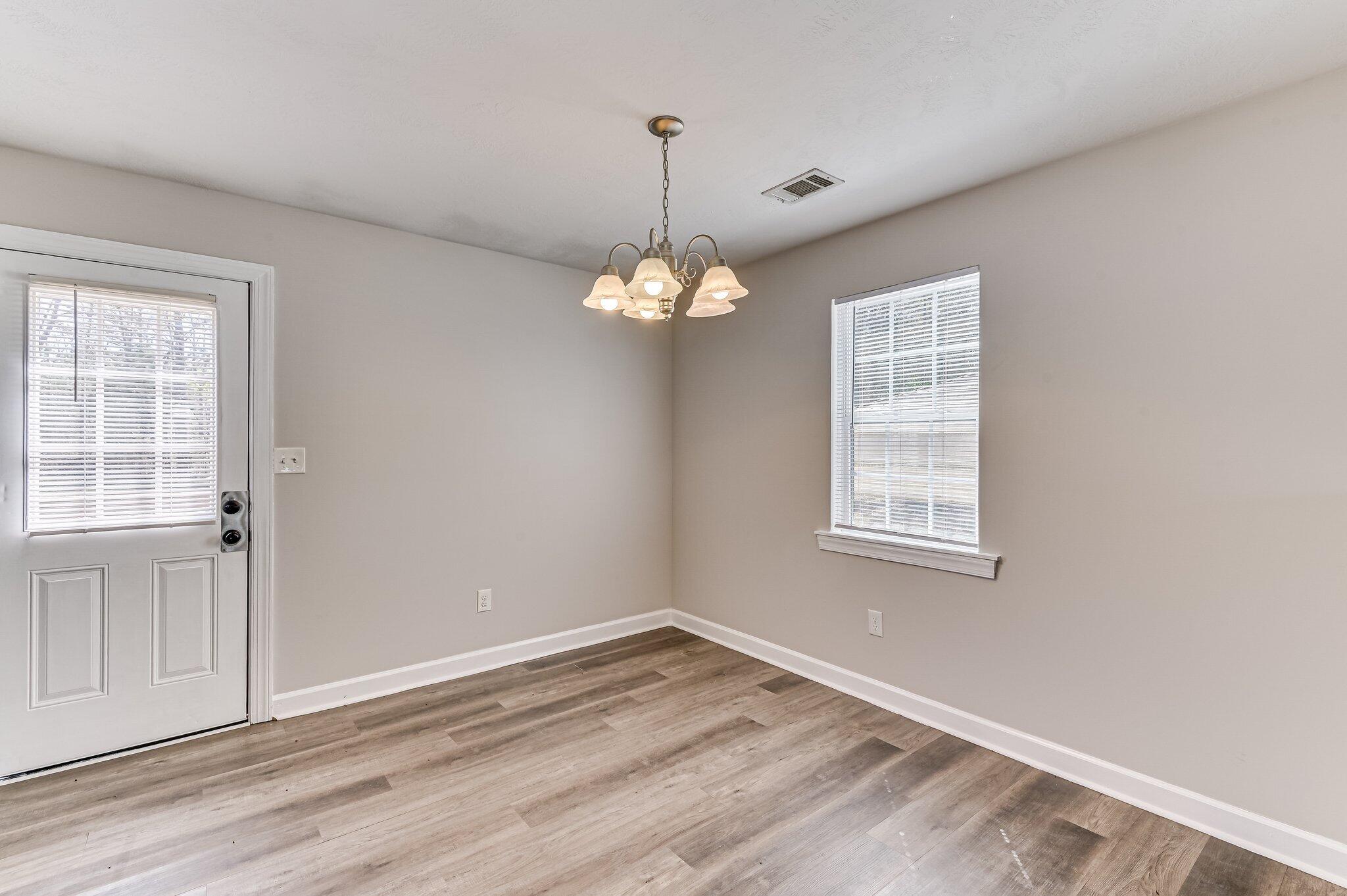 1359 Newmantown Road Property Photo 8