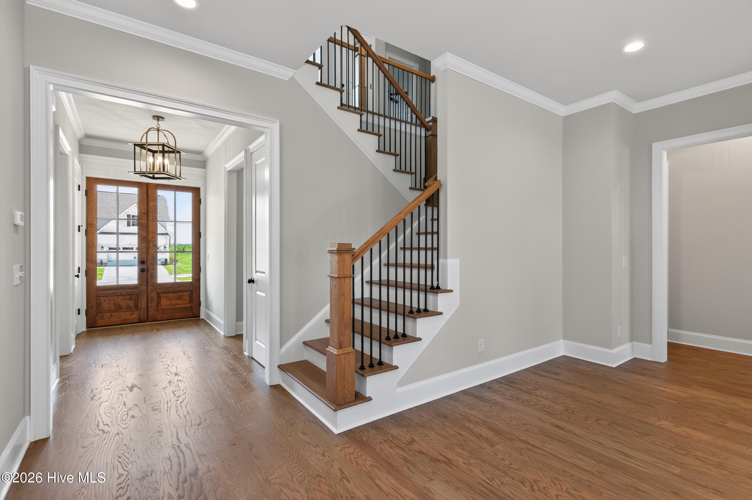 445 Woodlawn Street Property Photo 7