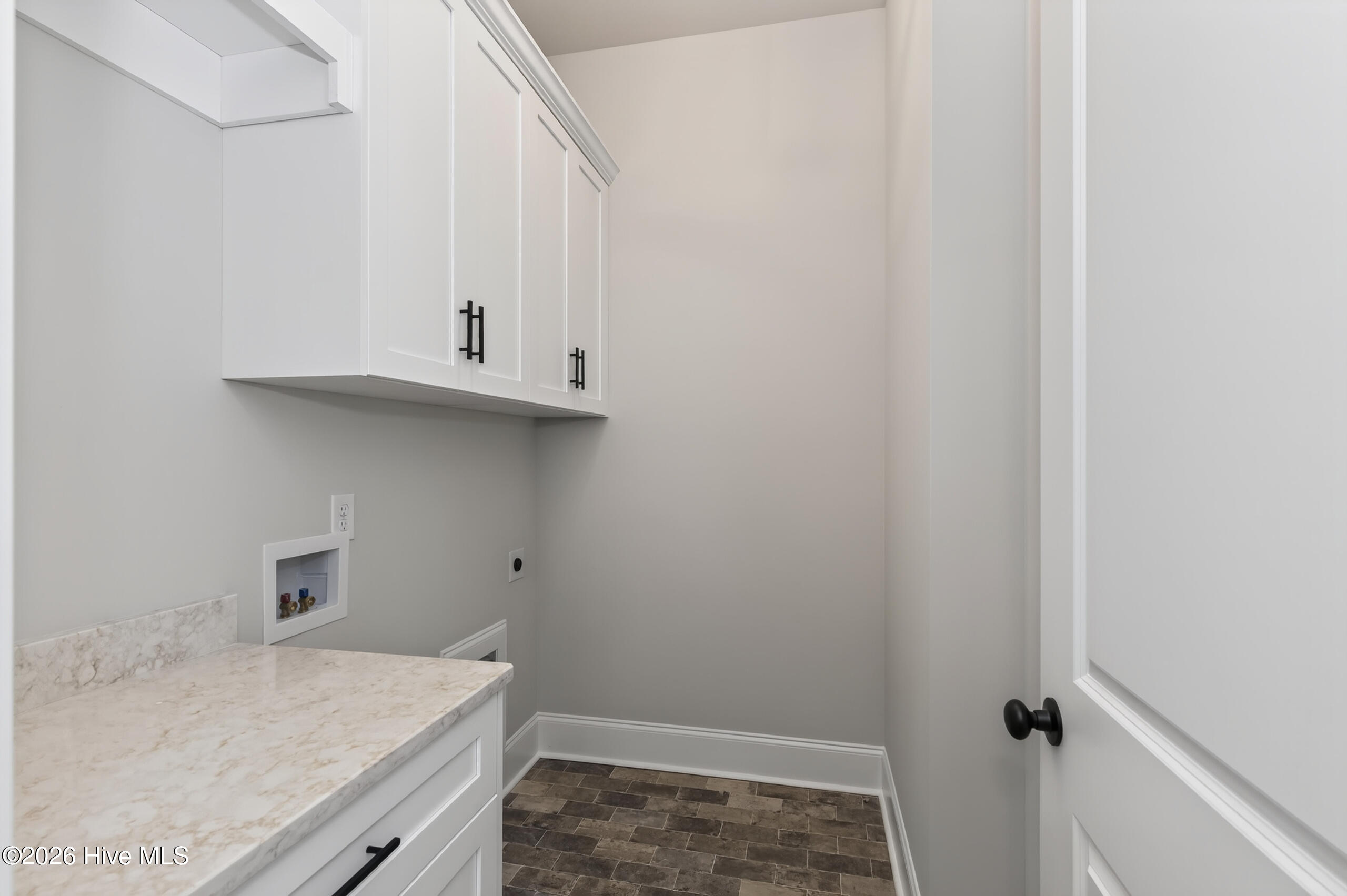 445 Woodlawn Street Property Photo 21