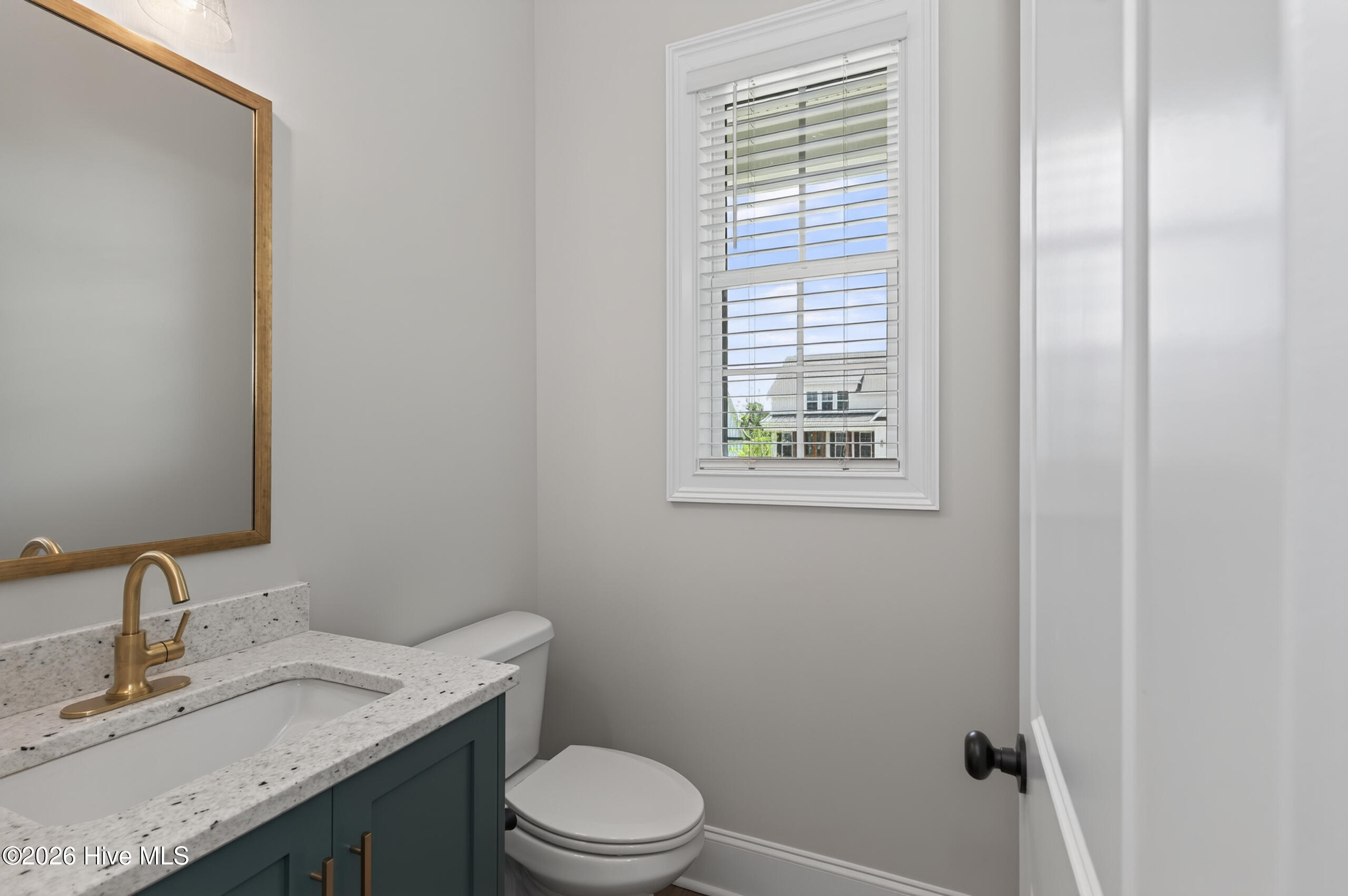 445 Woodlawn Street Property Photo 25