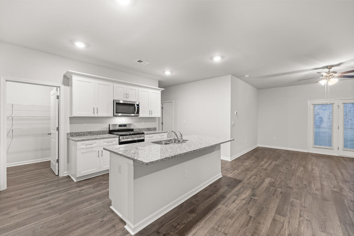 2108 Chromite Drive Property Photo 5