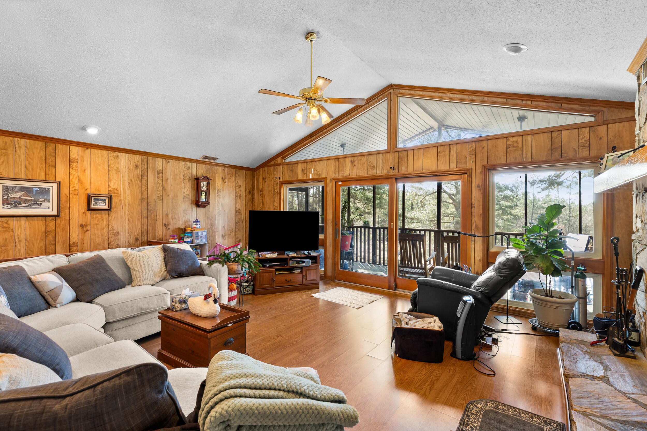317 Square Circle Road Property Photo 8