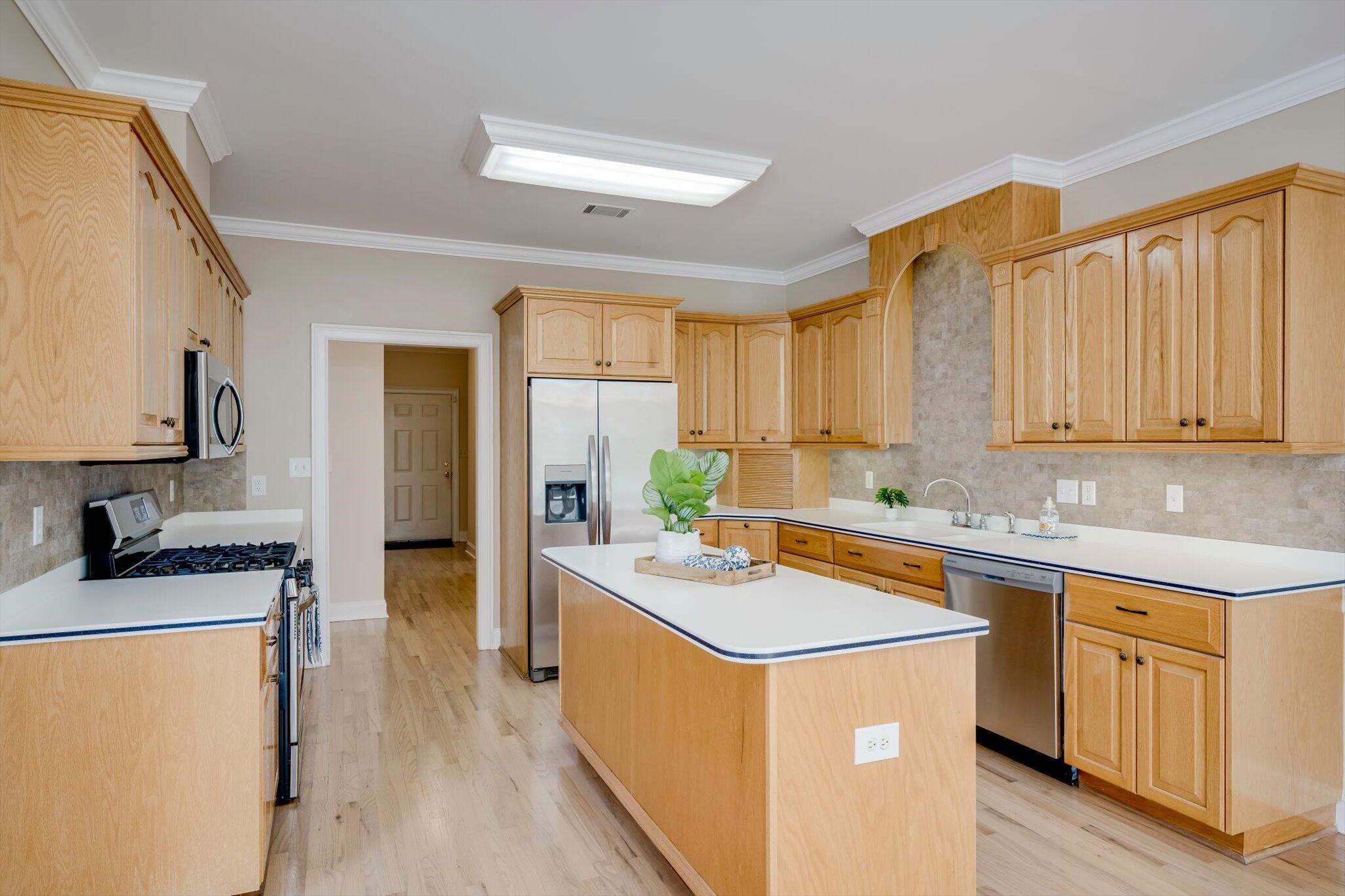 327 Peter Carnes Drive Property Photo 14