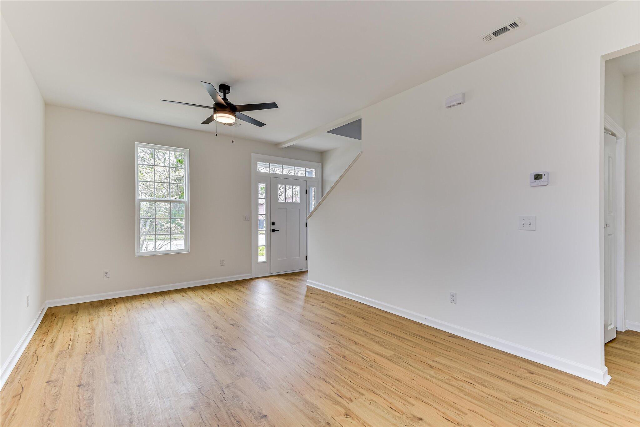1735 Jenkins Street Property Photo 9