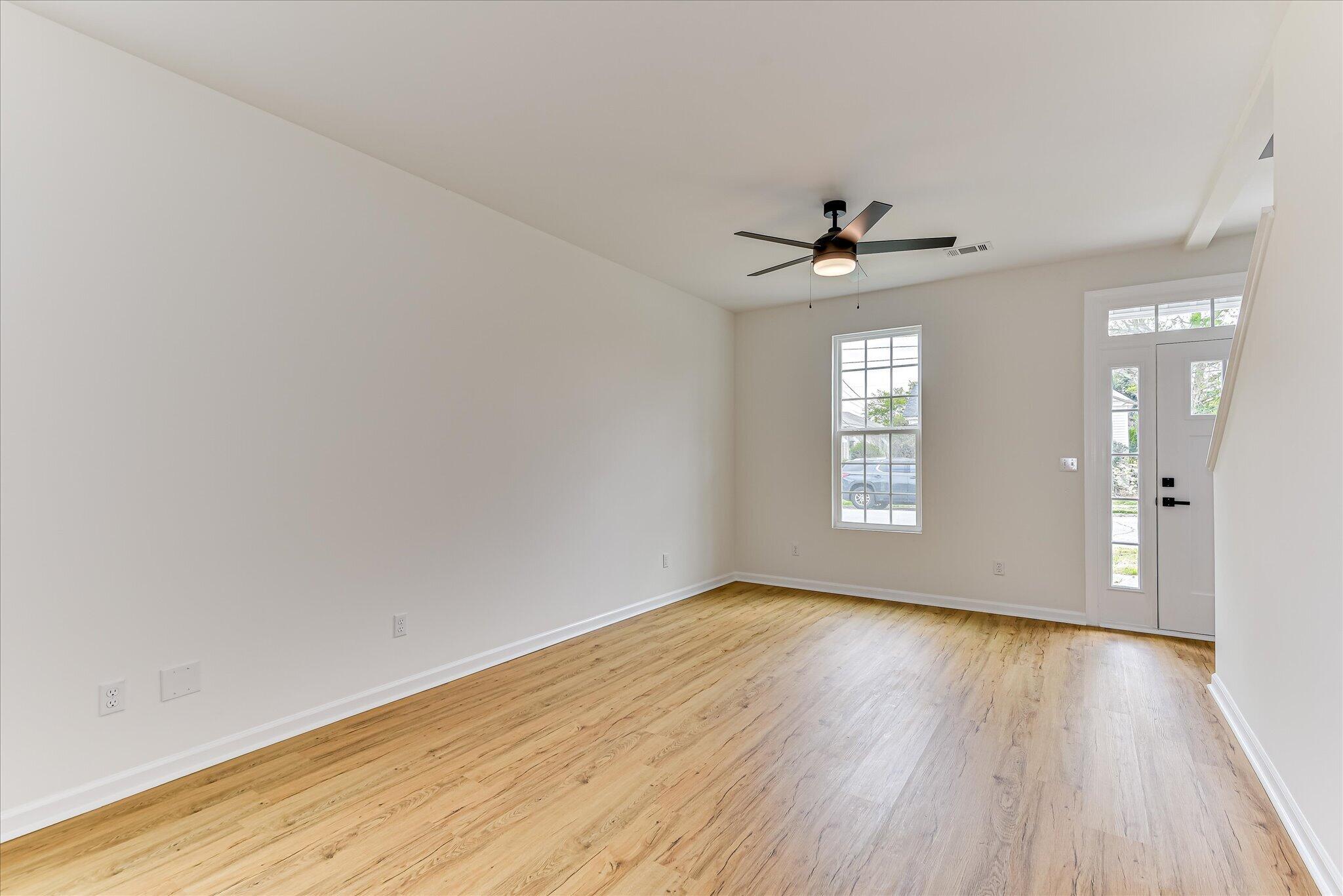 1735 Jenkins Street Property Photo 11