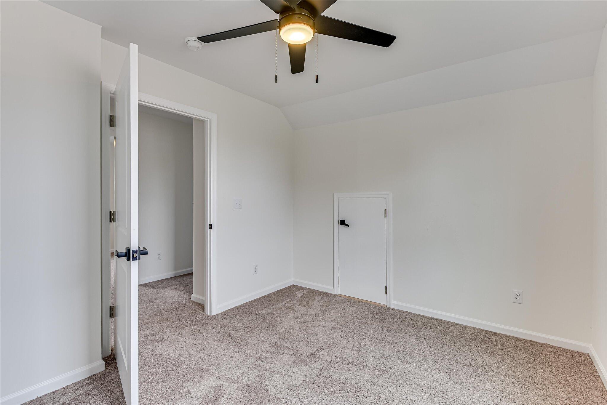 1735 Jenkins Street Property Photo 35