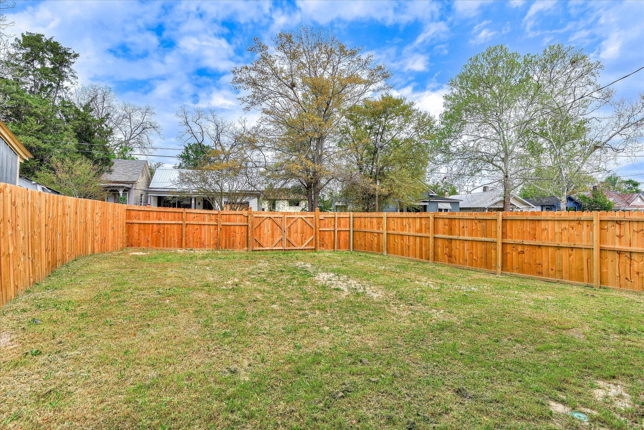 1735 Jenkins Street Property Photo 39