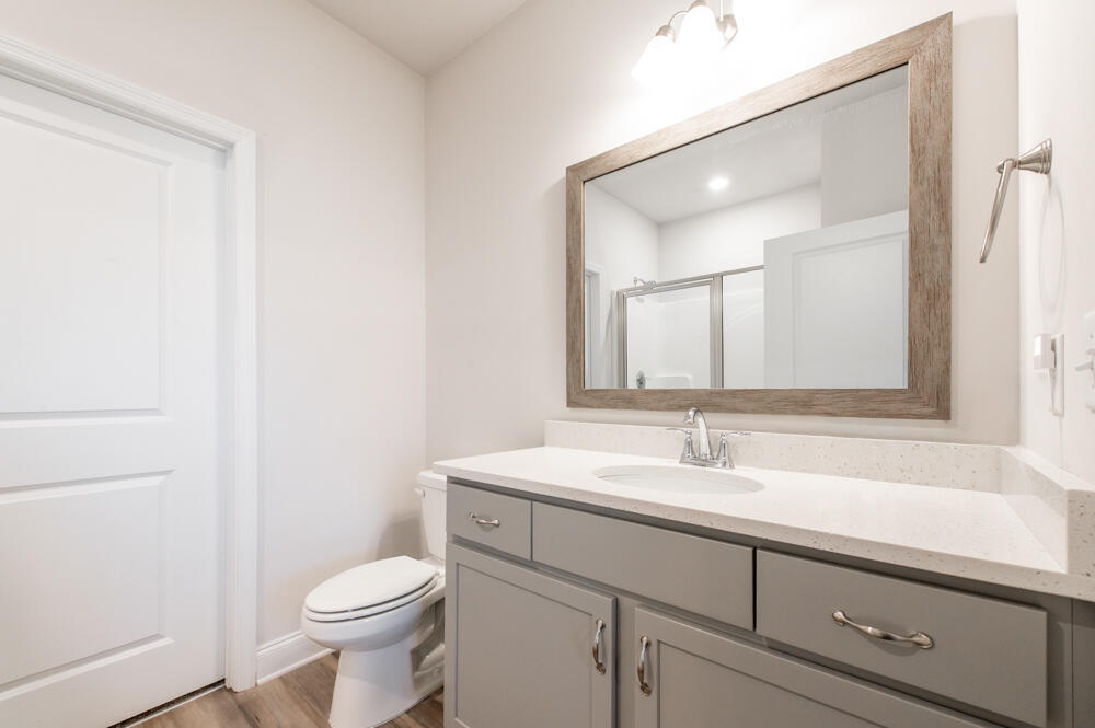 674 Hampton Drive Property Photo 8