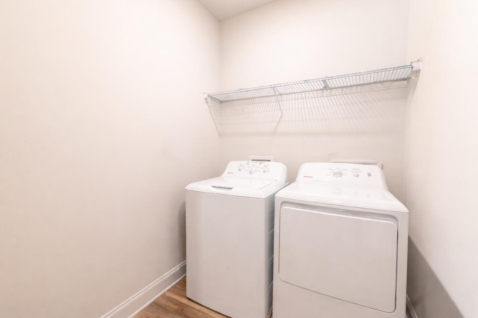 674 Hampton Drive Property Photo 11