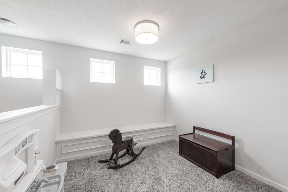 605 Ashburn Drive Property Photo 15