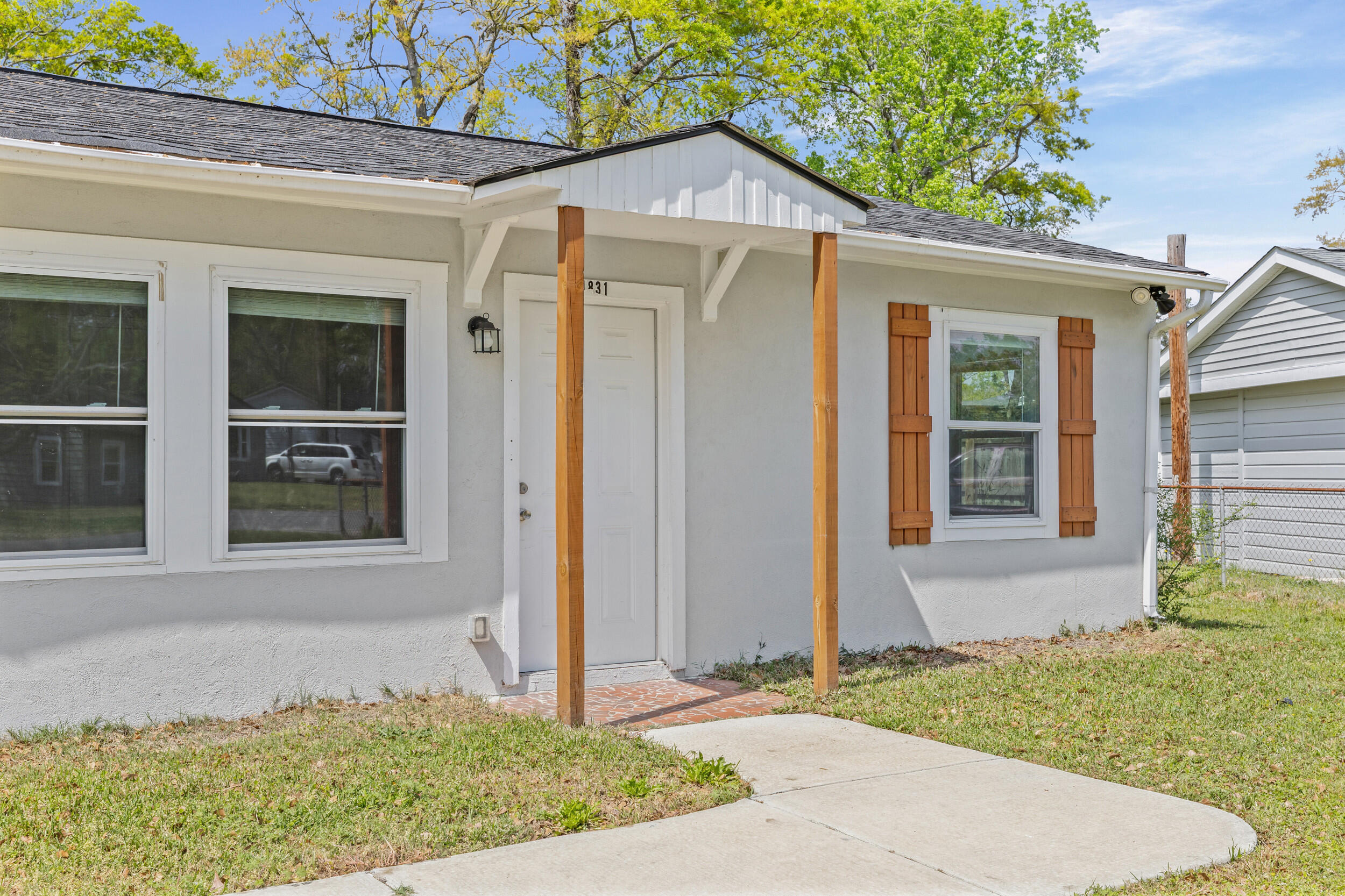 1831 Catalina Drive Property Photo 4