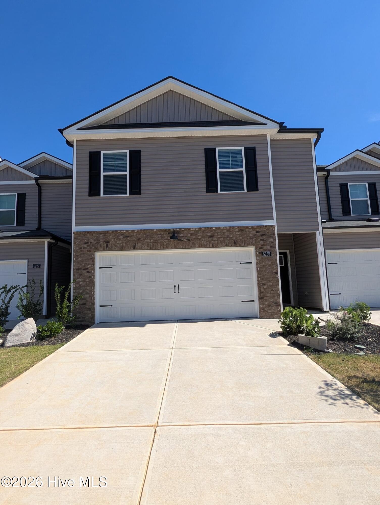 5135 Montana Loop Property Photo 1