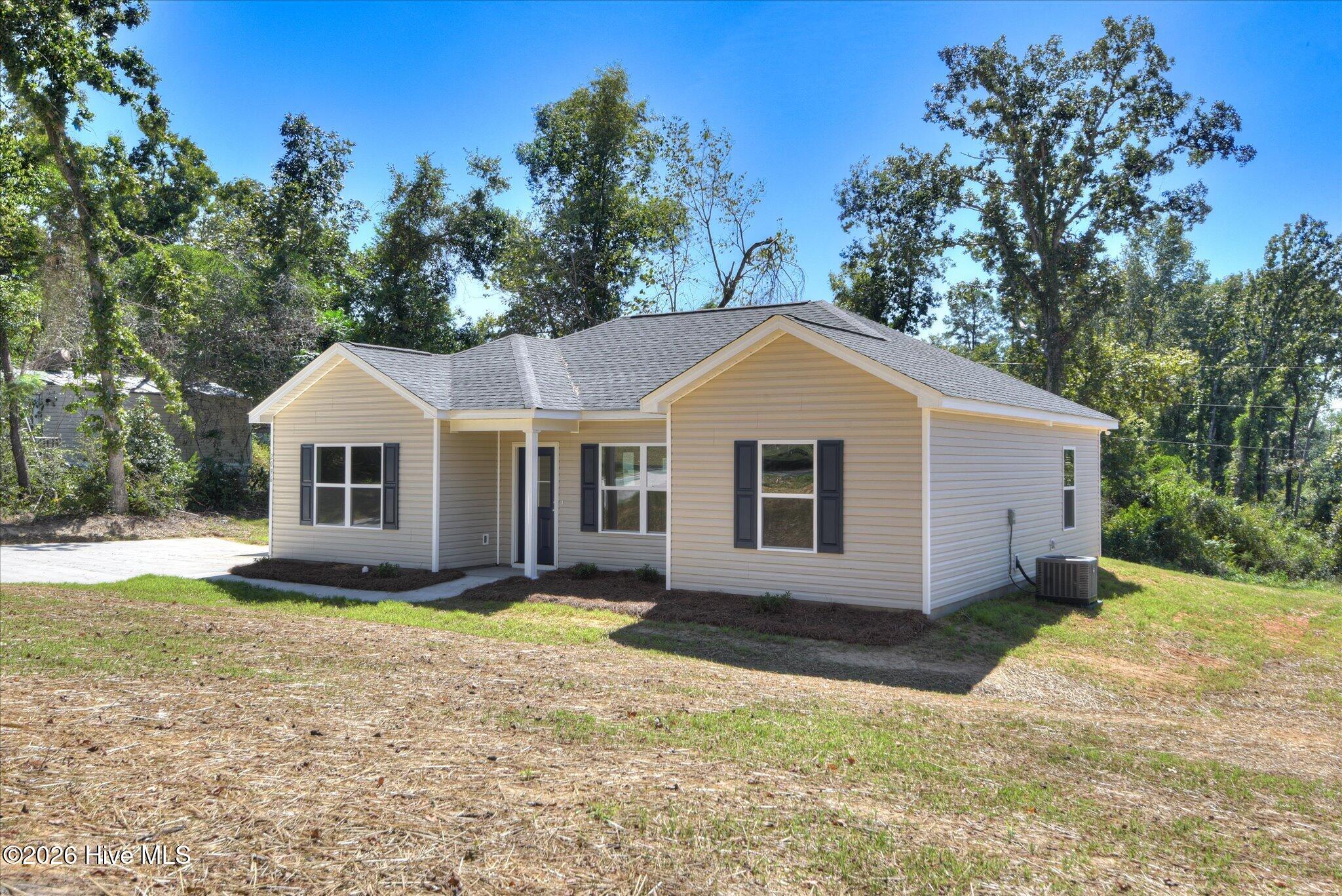2096 Storm Branch Property Photo 3