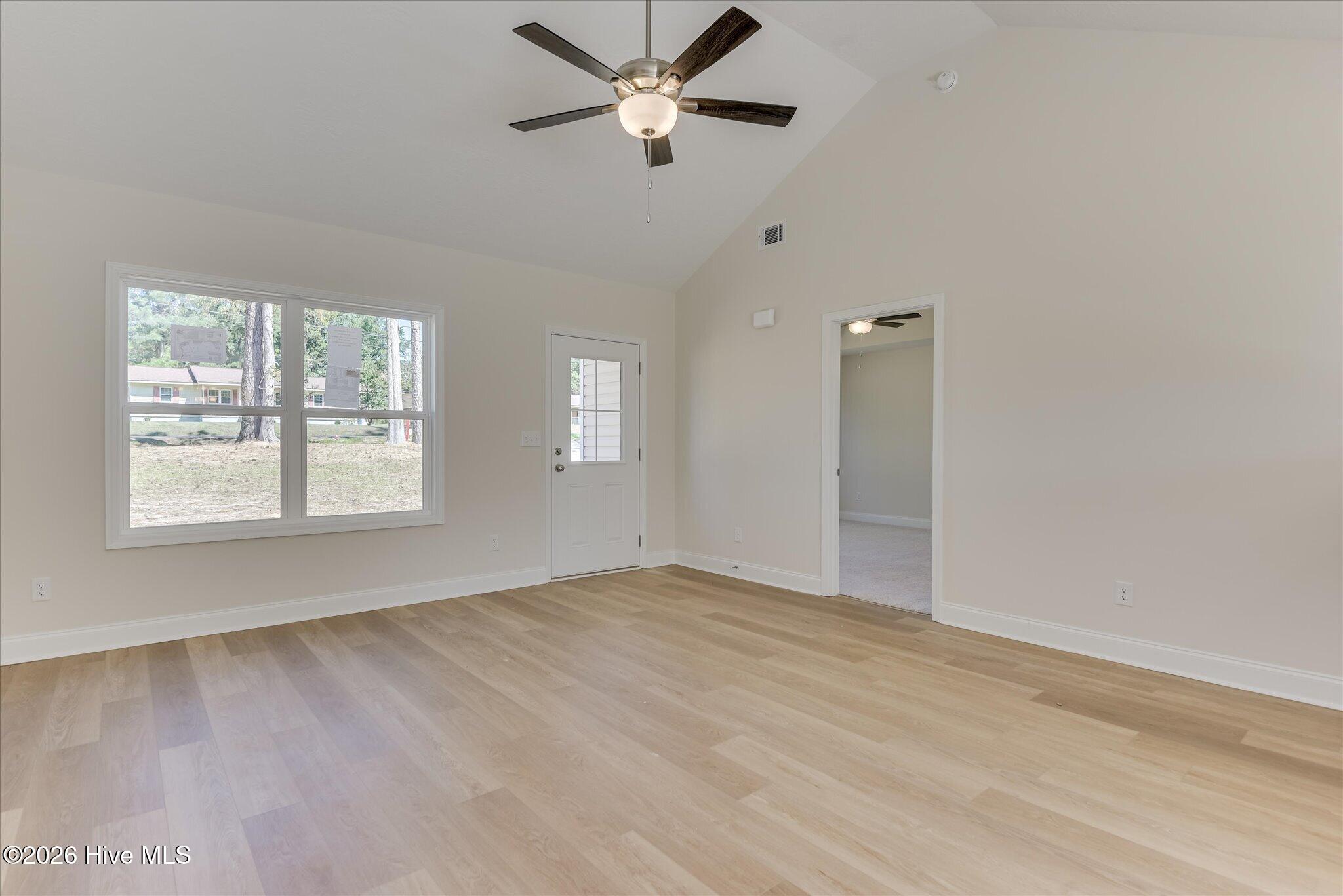 2096 Storm Branch Property Photo 6