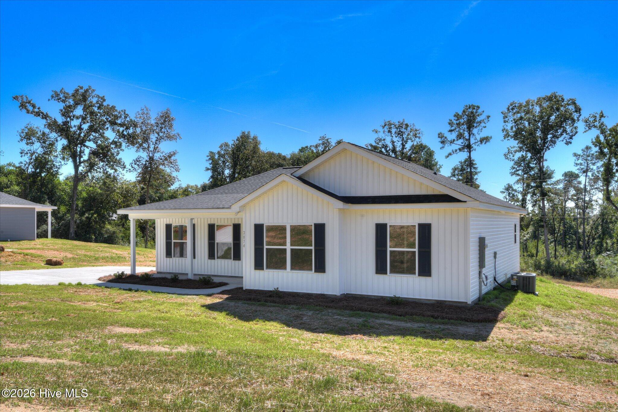 2074 Storm Branch Road Property Photo 3