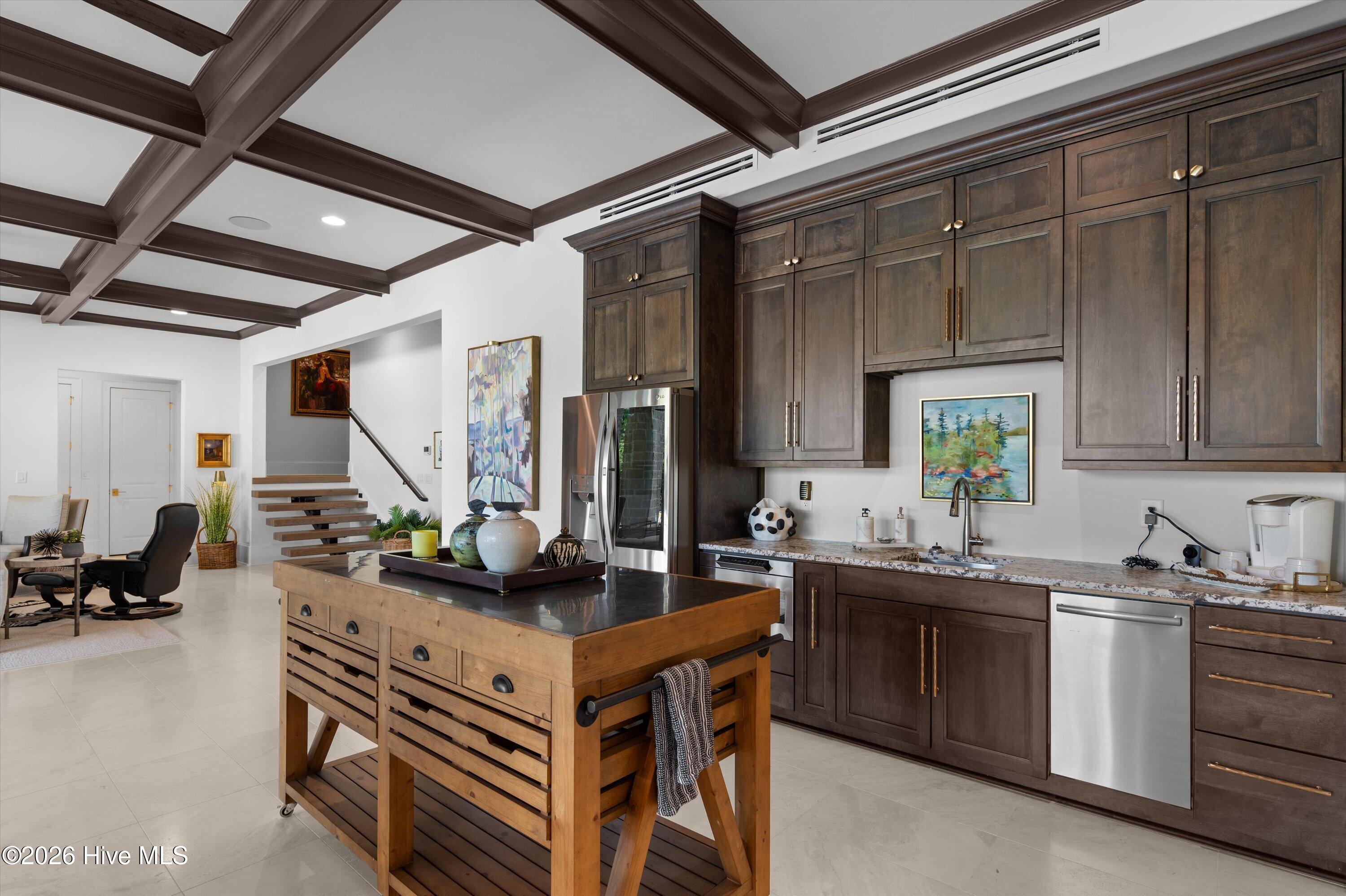 2025 Grace Avenue Property Photo 72